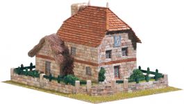 Aedes Ars Rural Country House Architectural Model Kit