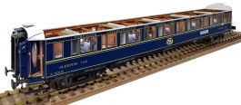Model Railway - Coach & Wagons