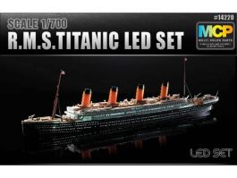 Academy 1/700 Scale RMS Titanic LED Set Model Kit