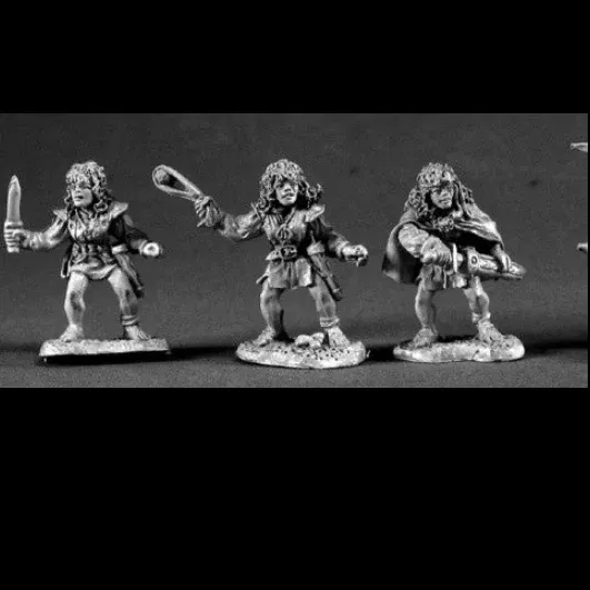 Reaper Miniatures 03359 Female Halflings | Metal TTRPG Figure