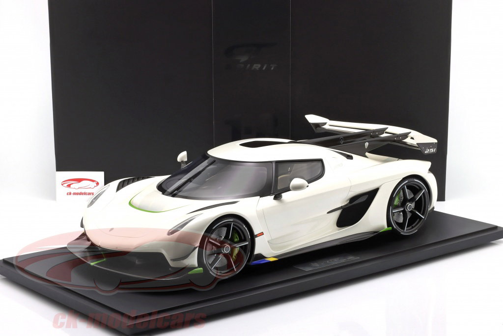 Exotic Supercar Diecast Models – 1/18 & 1/43 Scale Collectibles
