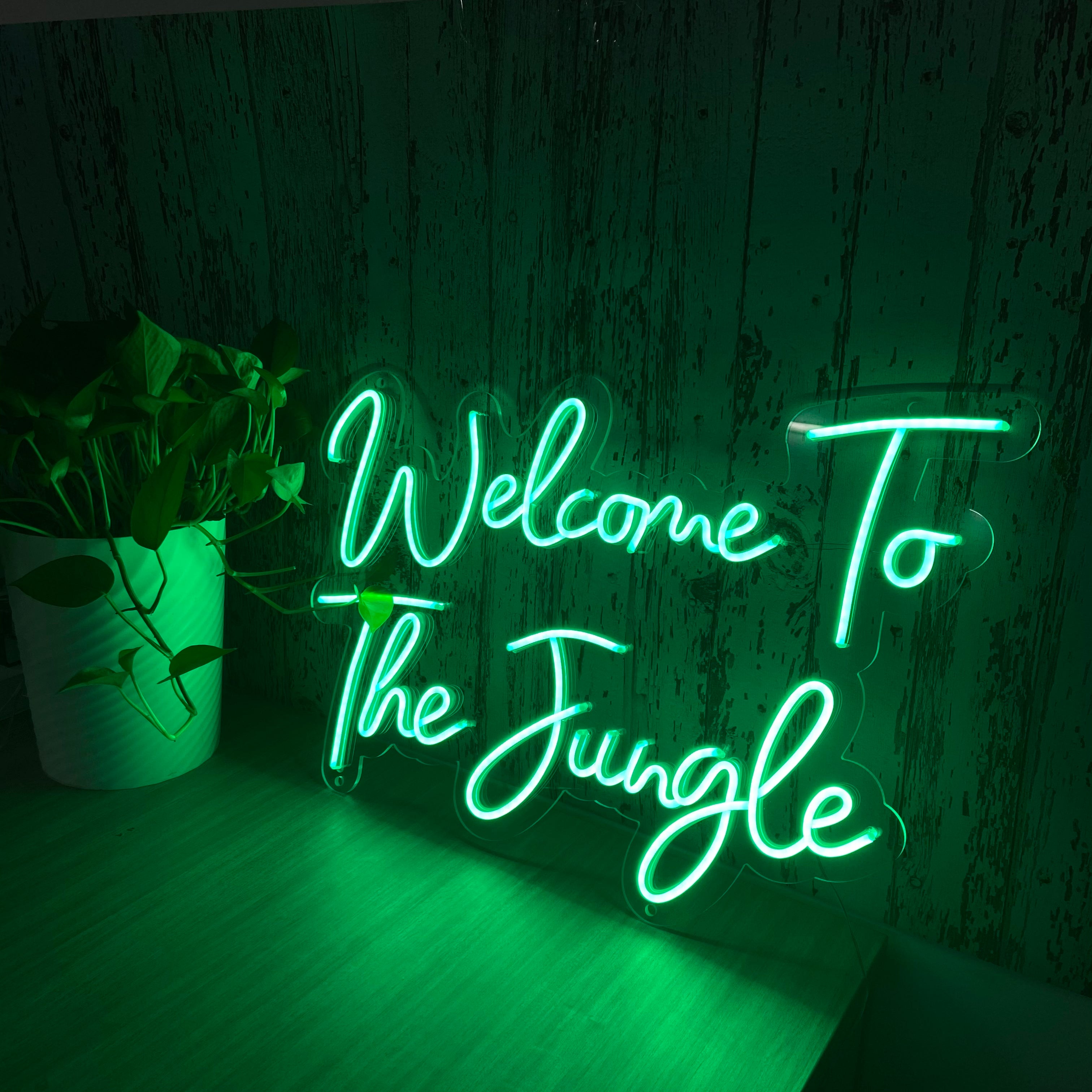 SELICOR Welcome To The Jungle Neon Sign