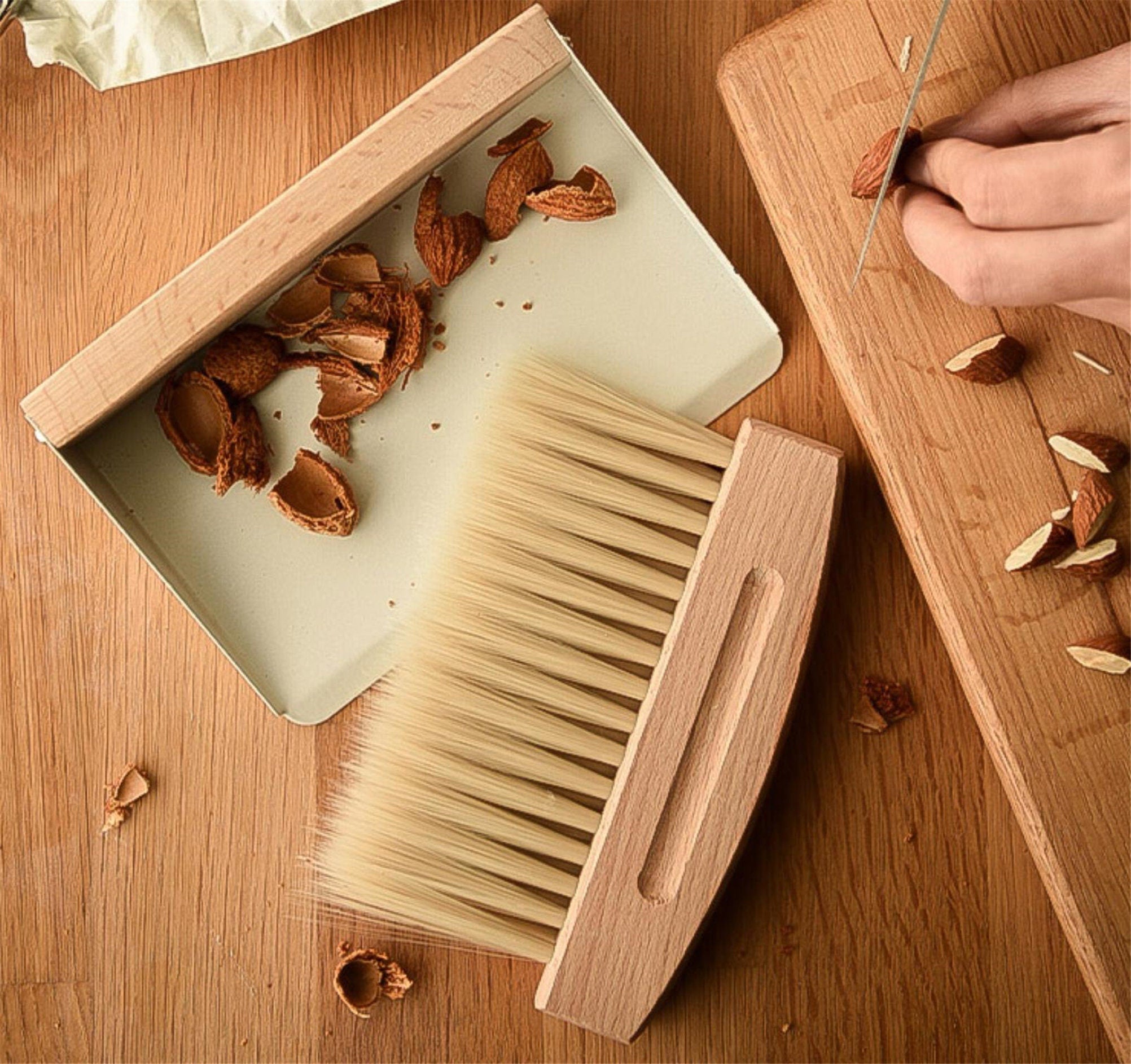 Desktop small hand brush with small tin dust pan