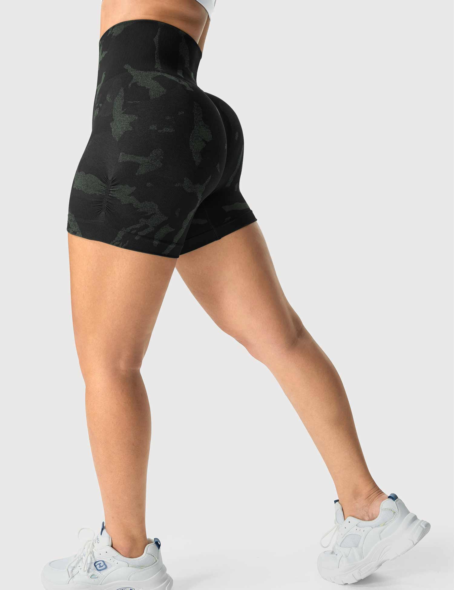 Yeoreo Savanna Seamless Shorts