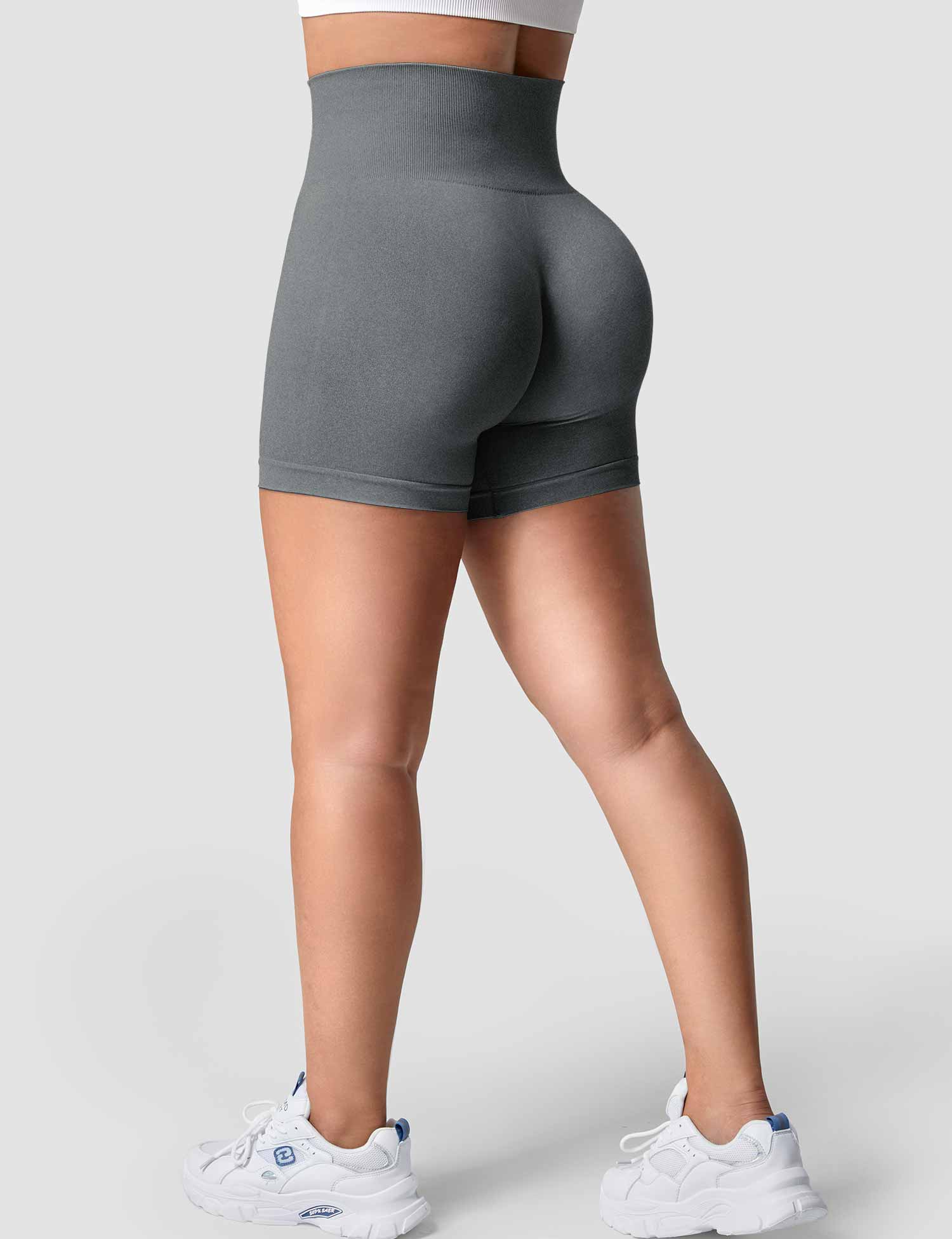 Yeoreo Smile Contour Seamless Shorts