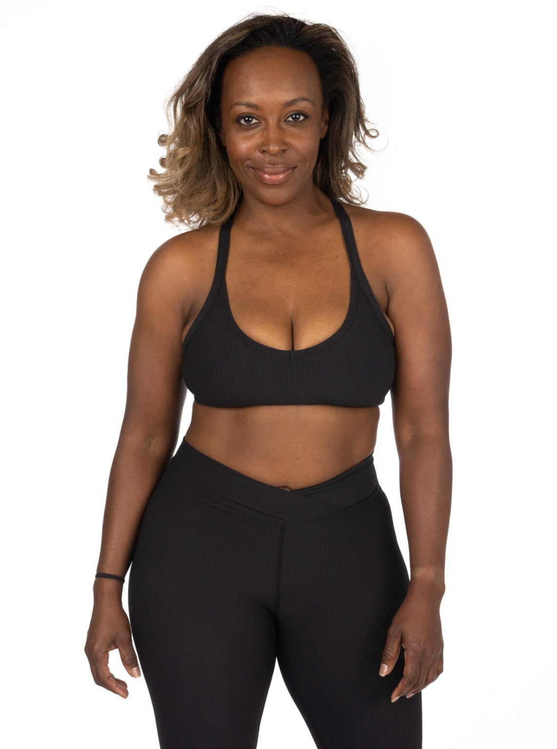 Cross-Back Ribbed Sports Bra in Black