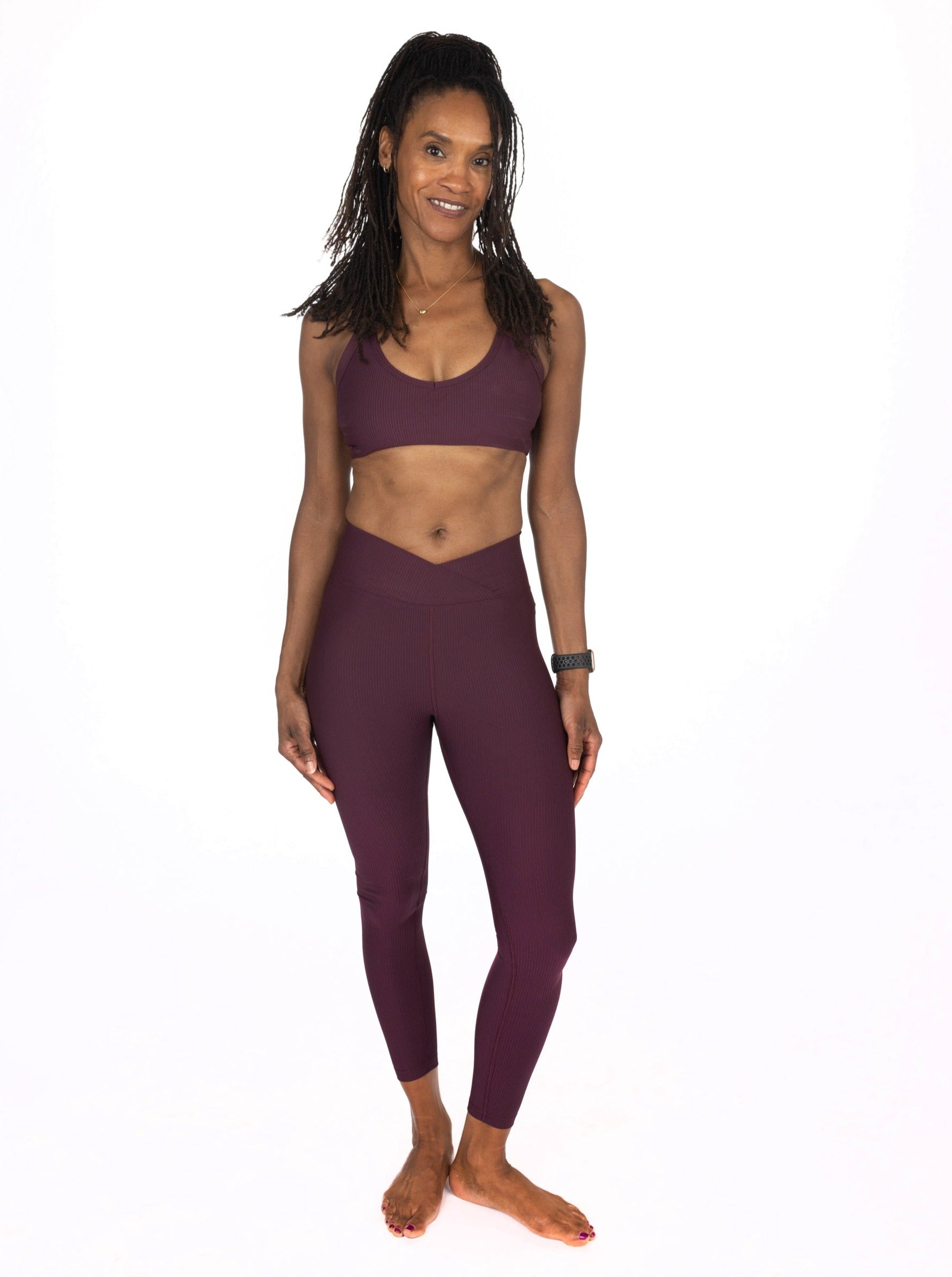 Cross-Front Ribbed Leggings in Raisin