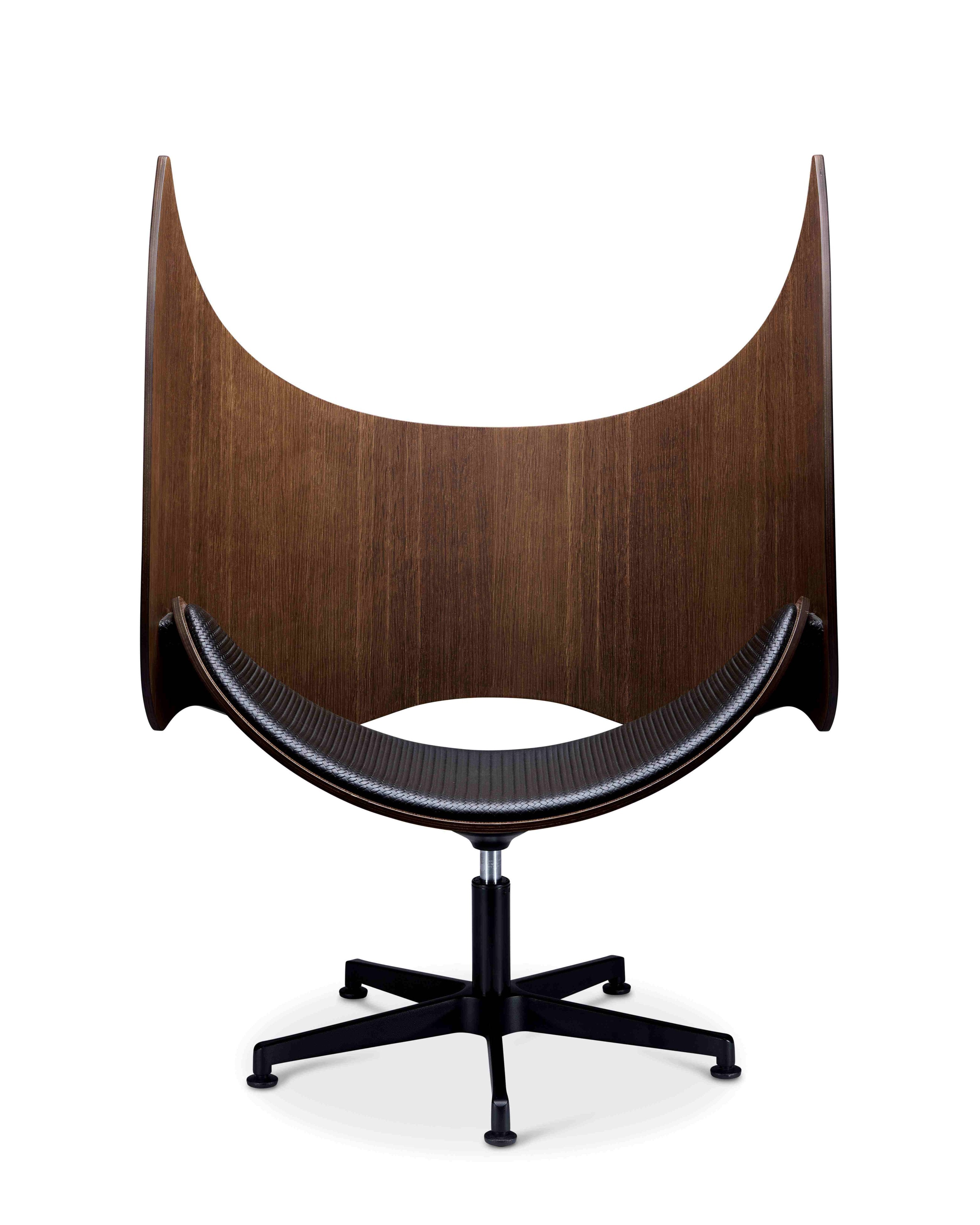 Event Horizon Chair BY HUDEVAD FURNITURE