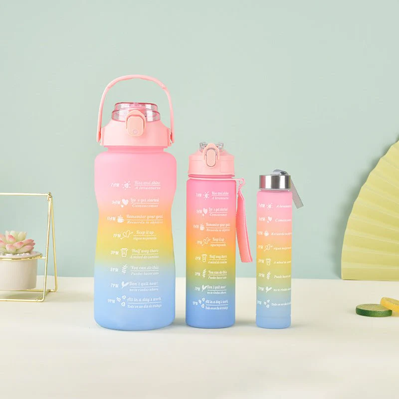 Gobelet en plastique à trois pièces avec capacité importante et dégradé de couleurs