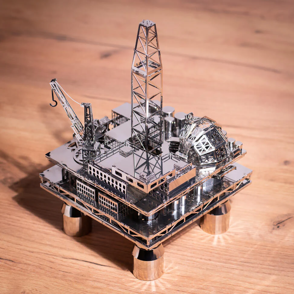 TREASURE FINDER OIL RIG