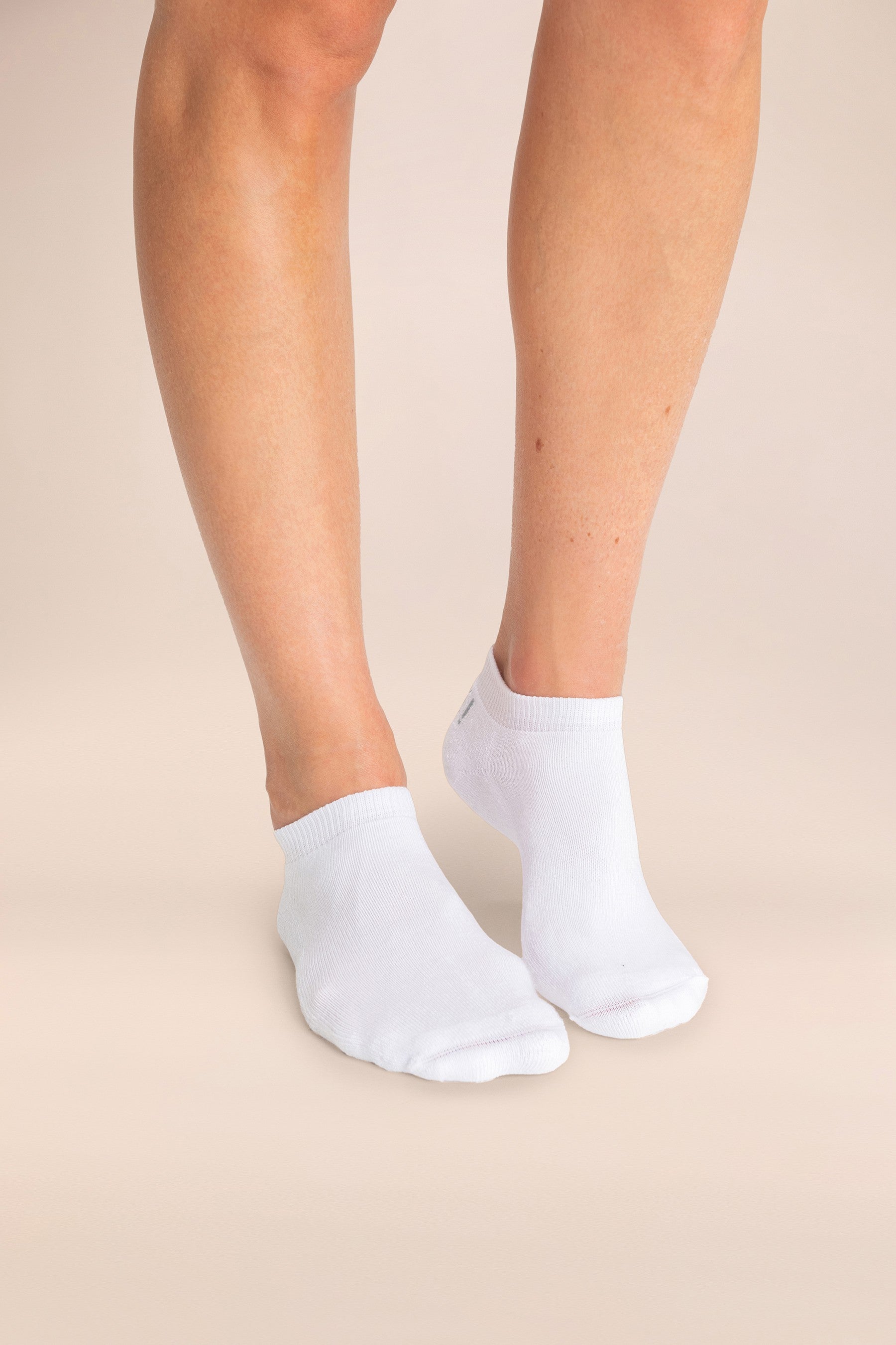 Workout No-Show Socks