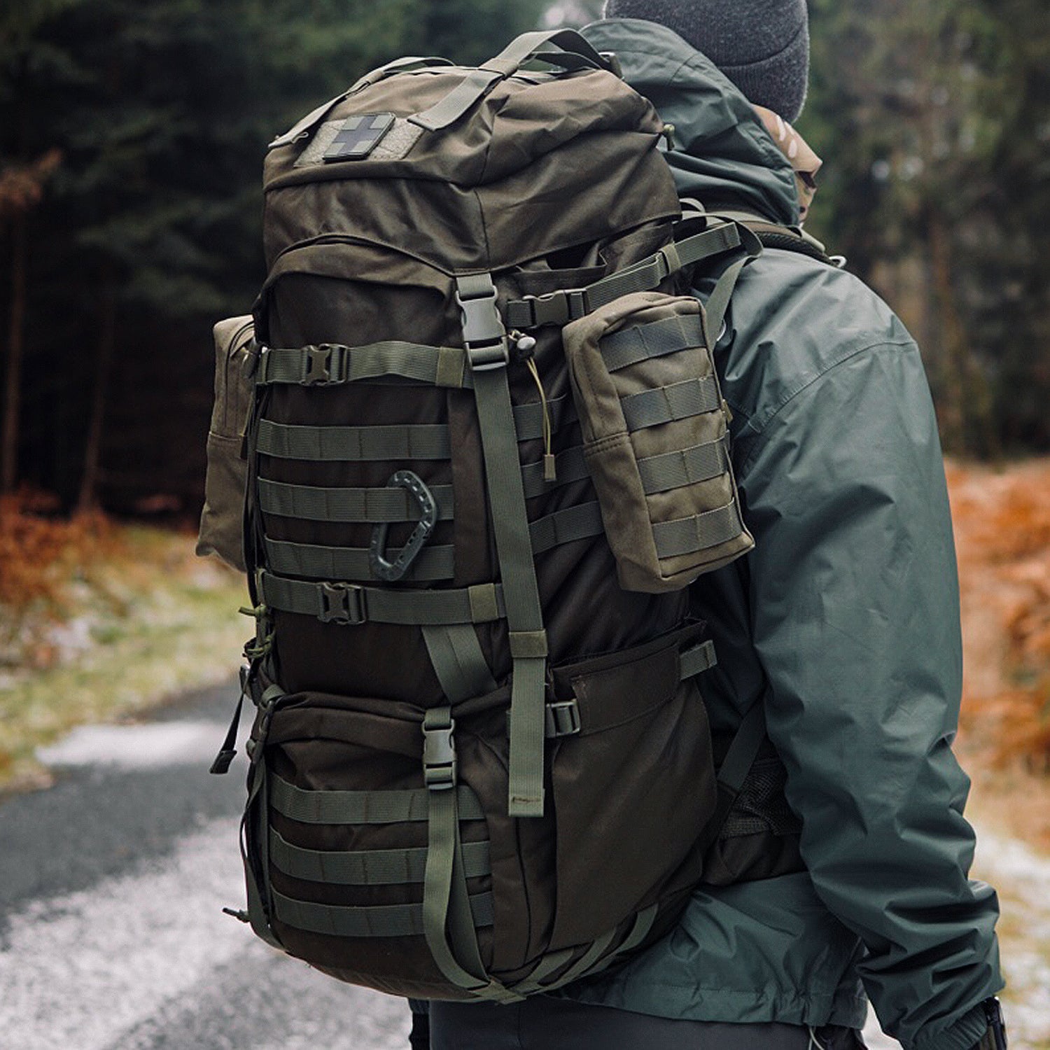 [M6105] Mardingtop 65L Molle Hiking Internal Frame Backpacks with Rain Cover