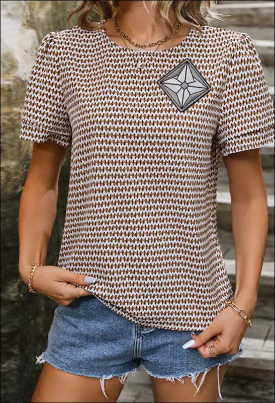 Clothing Length Oversleeve Head Print Shirt for Women e56 | Emf Shirt