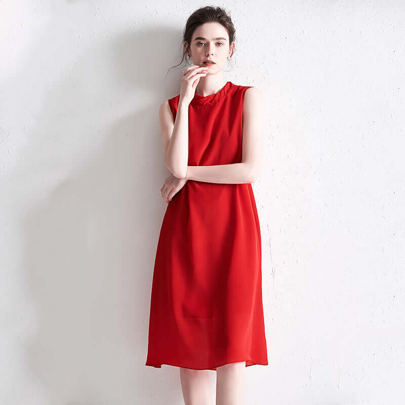 Red Sleeveless Silk Dress