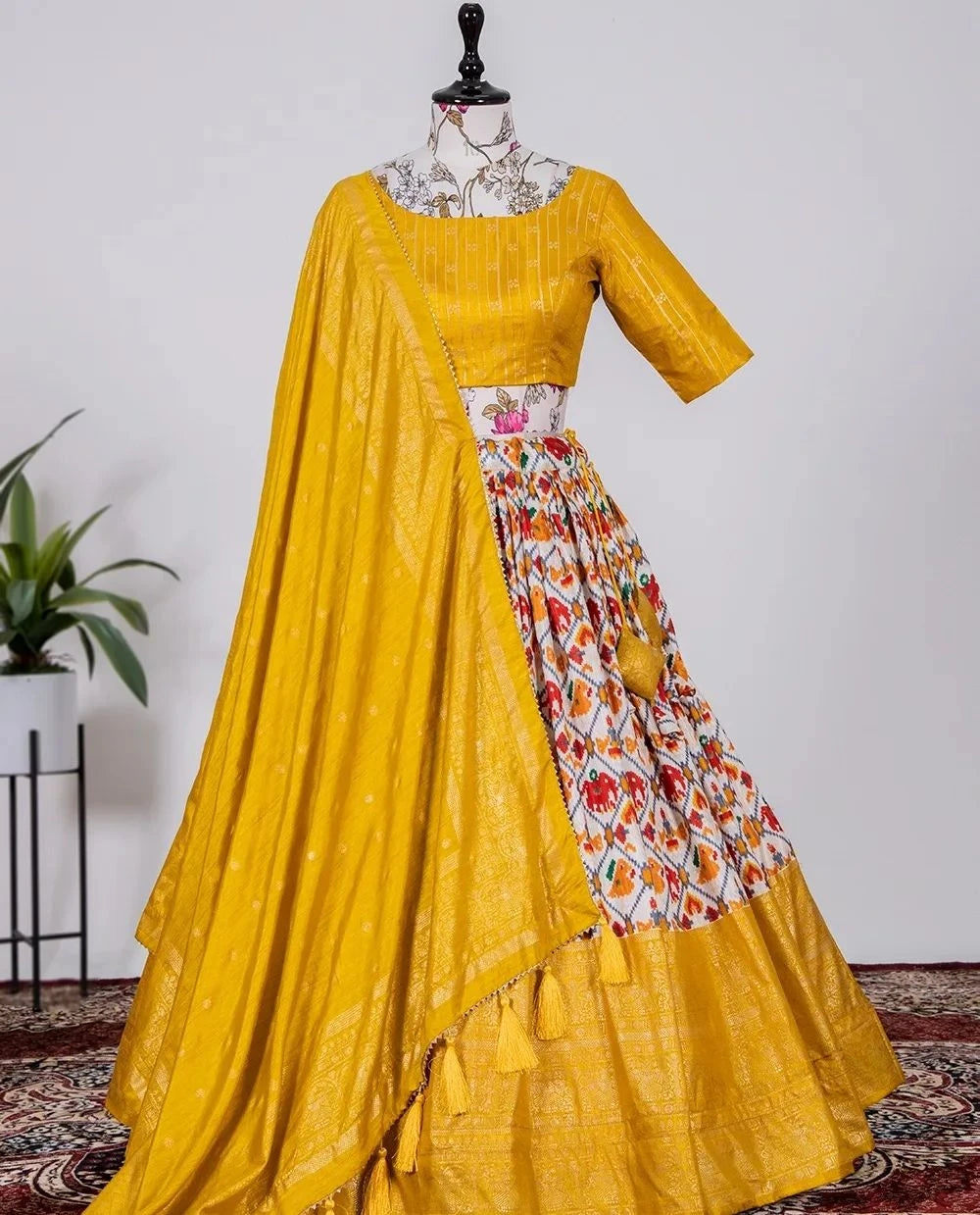 Shruthi's Dola Silk Lehenga Choli