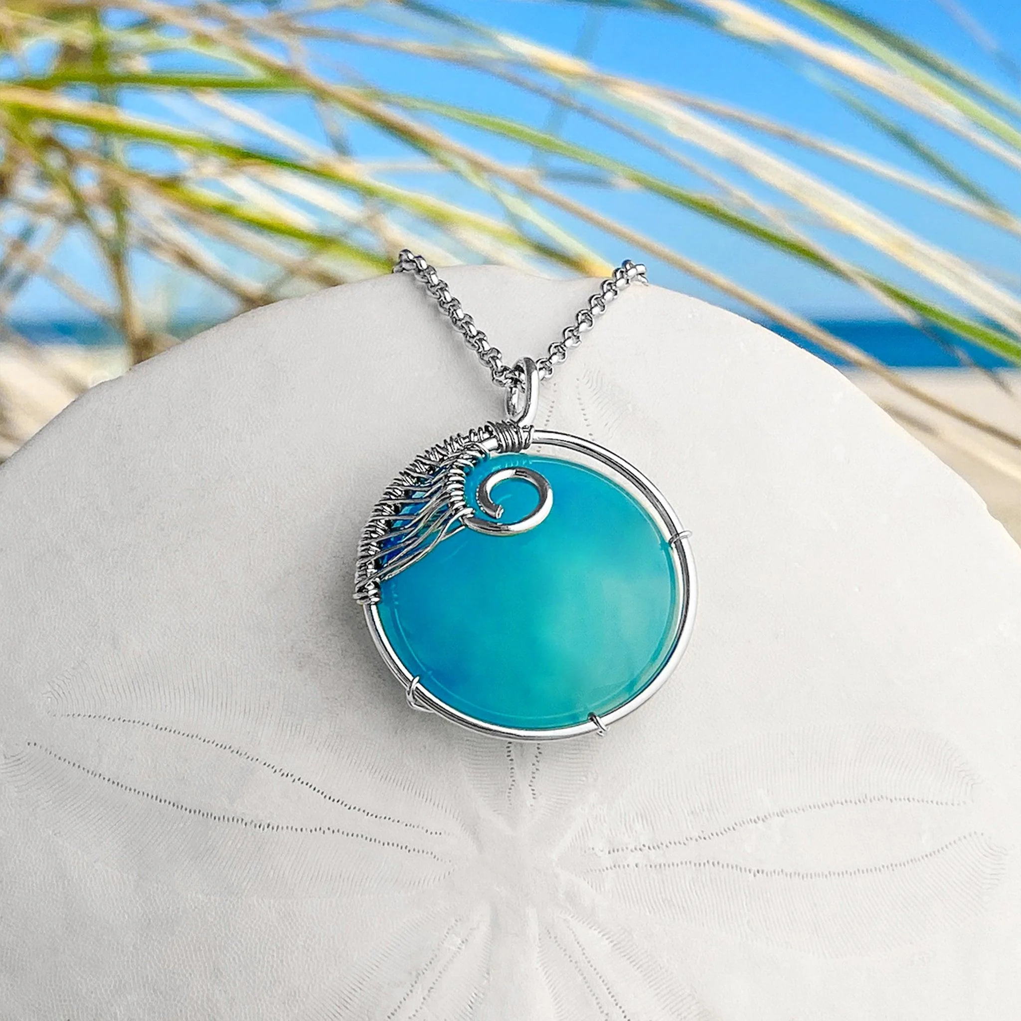 Agate Wave Necklace
