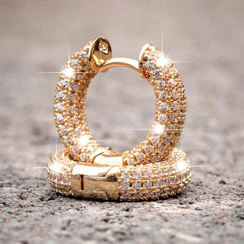 Luxury Women Small Hoop Earrings Dazzling Micro Paved CZ Stones Versatile Female Accessories High Quality Fashion Jewelry