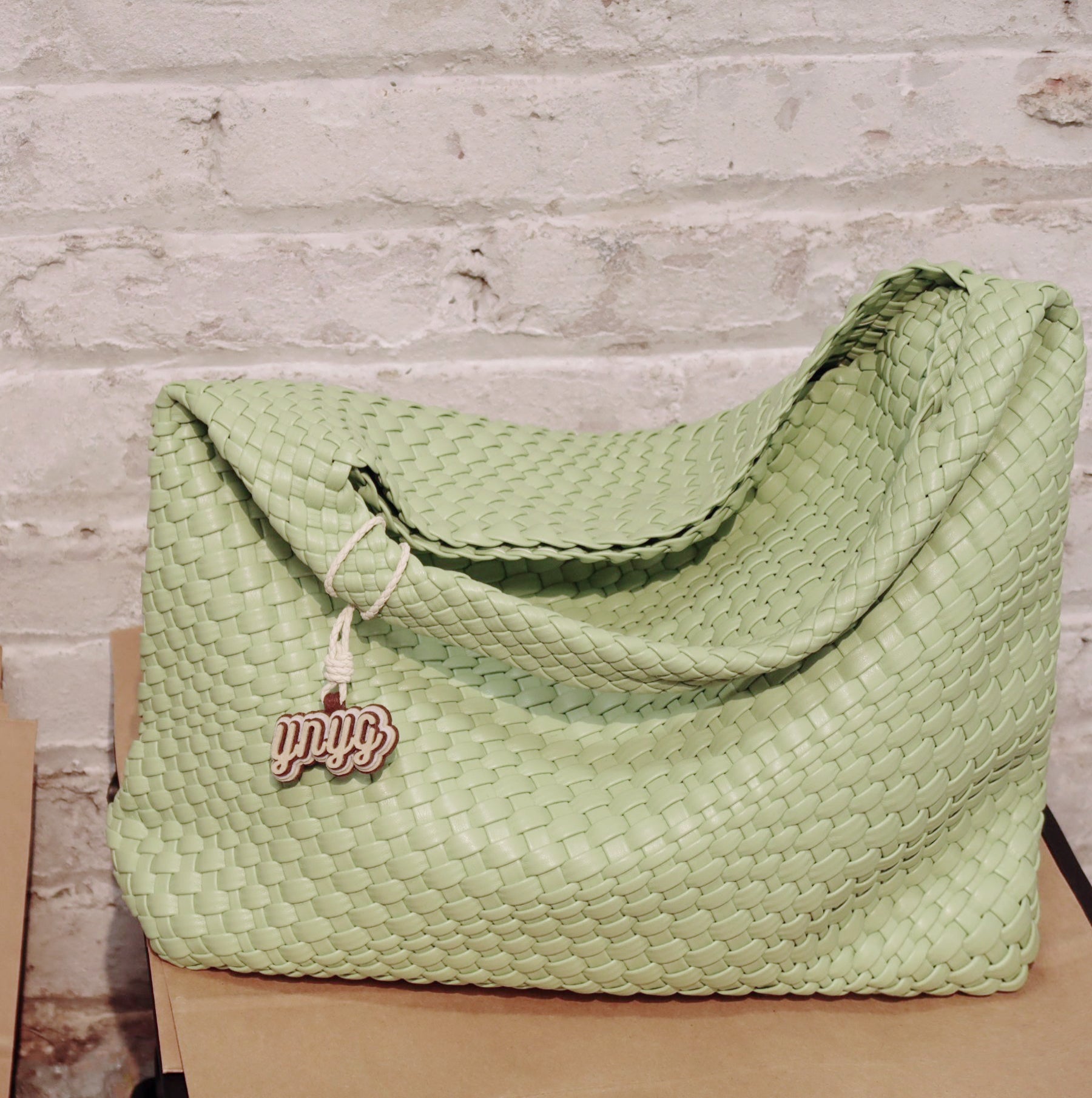 Calliope Woven CarryAll Hobo - Apple Green