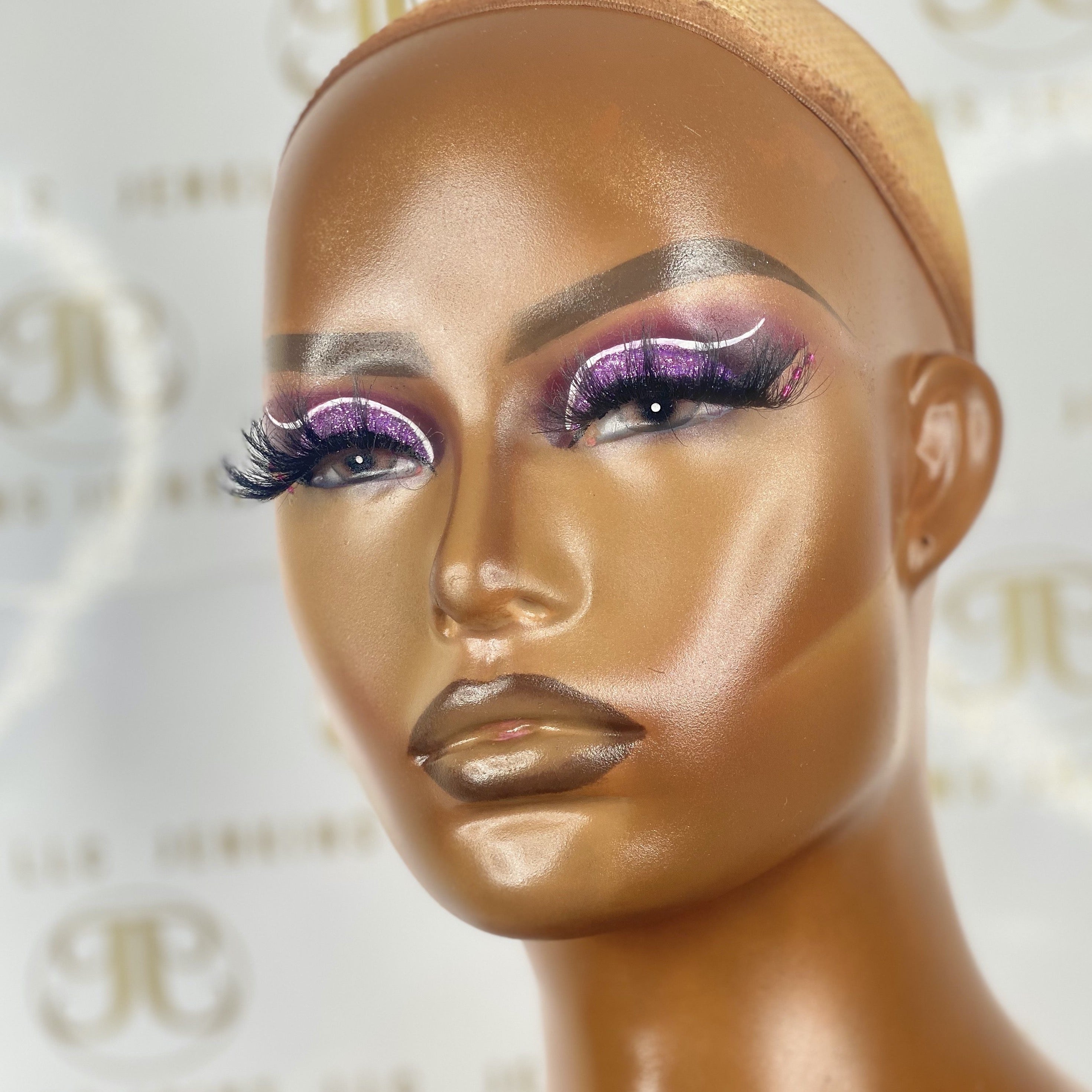 LAVENDER MANNEQUIN JOINT