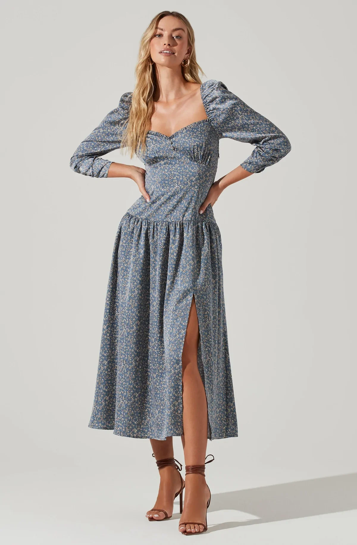 Puff Sleeve Sweetheart Neck Midi Dress