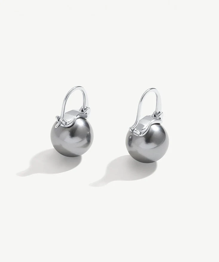 Classic Pearl Drop Earrings