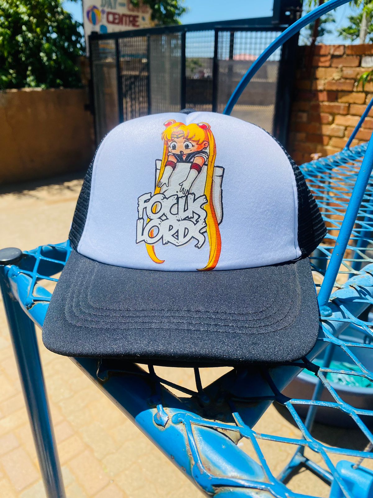 TRUCKER HAT