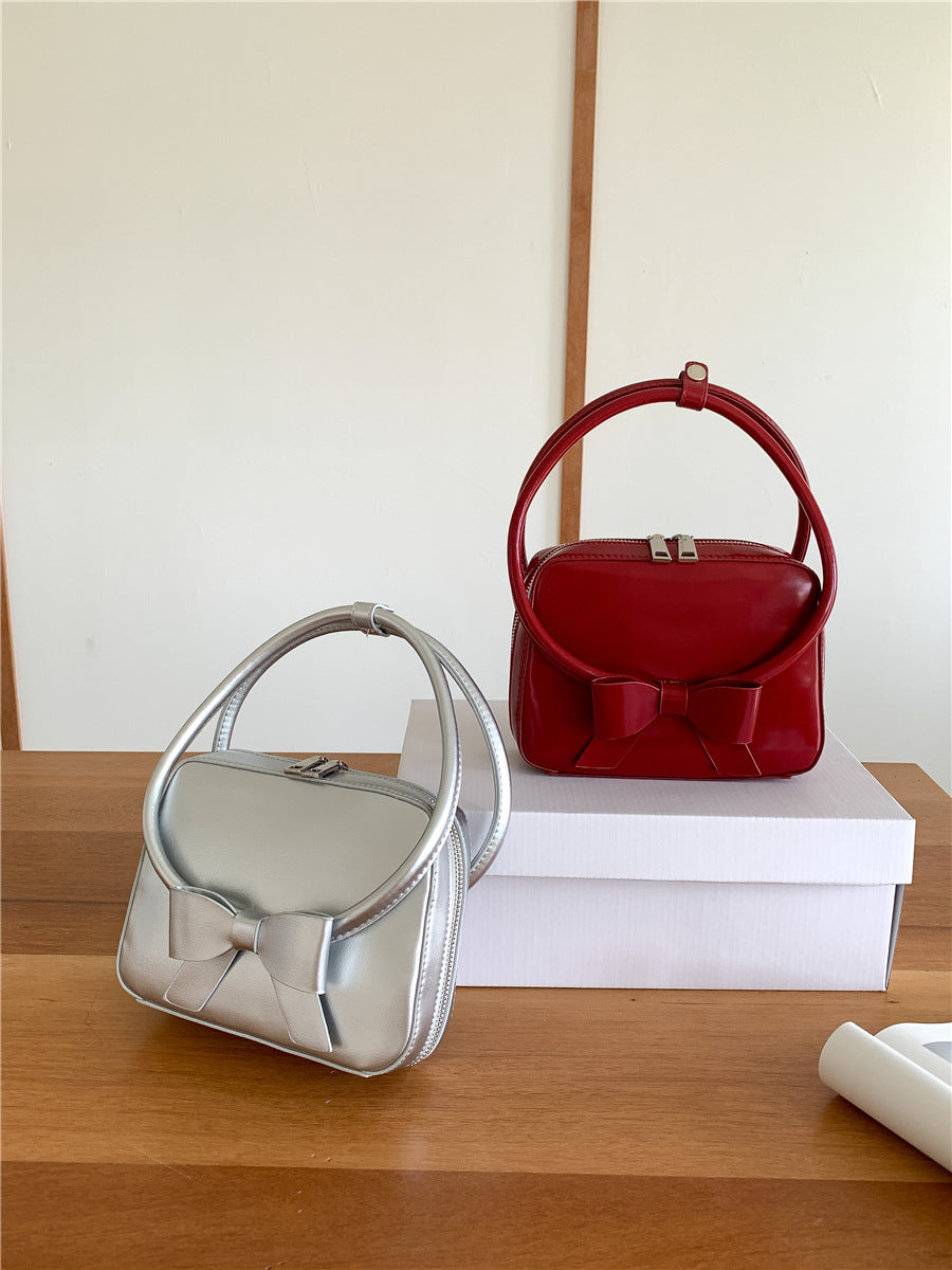 Hand bag