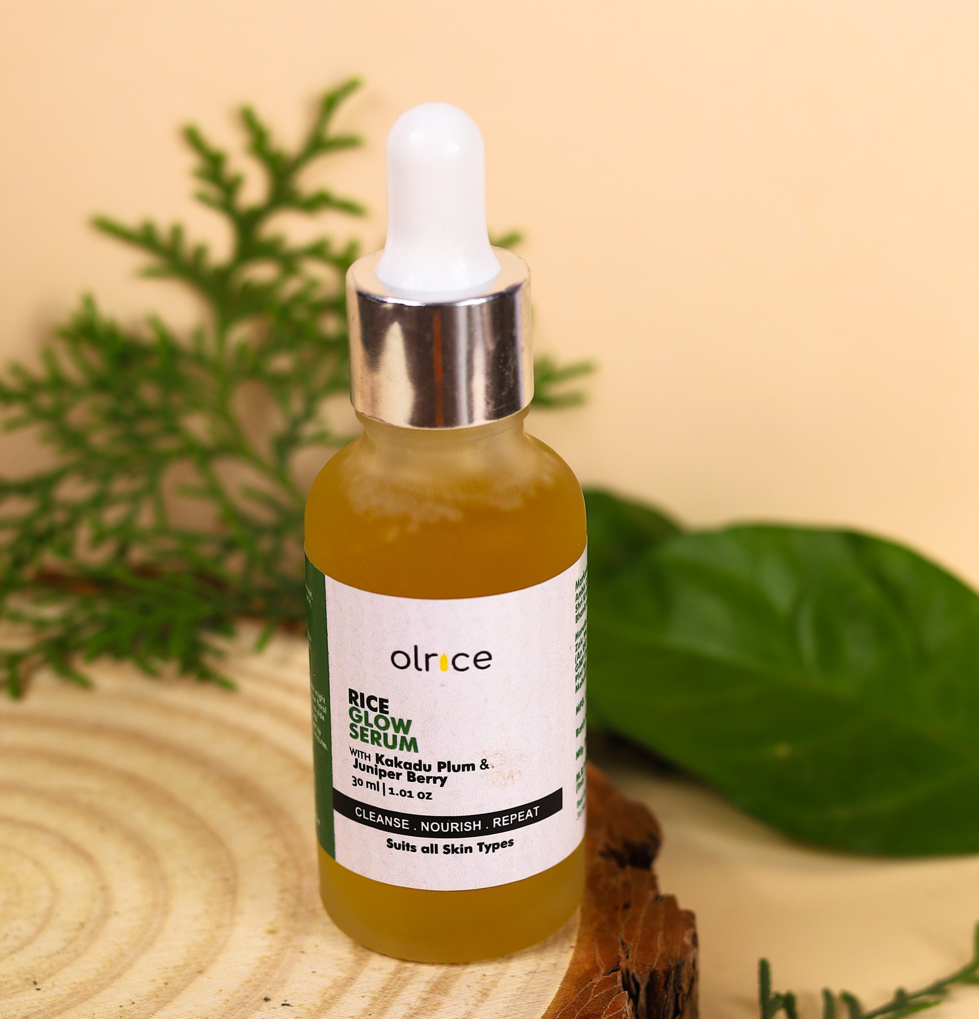 RICE GLOW SERUM-With Kakadu Plum & Juniper Berry