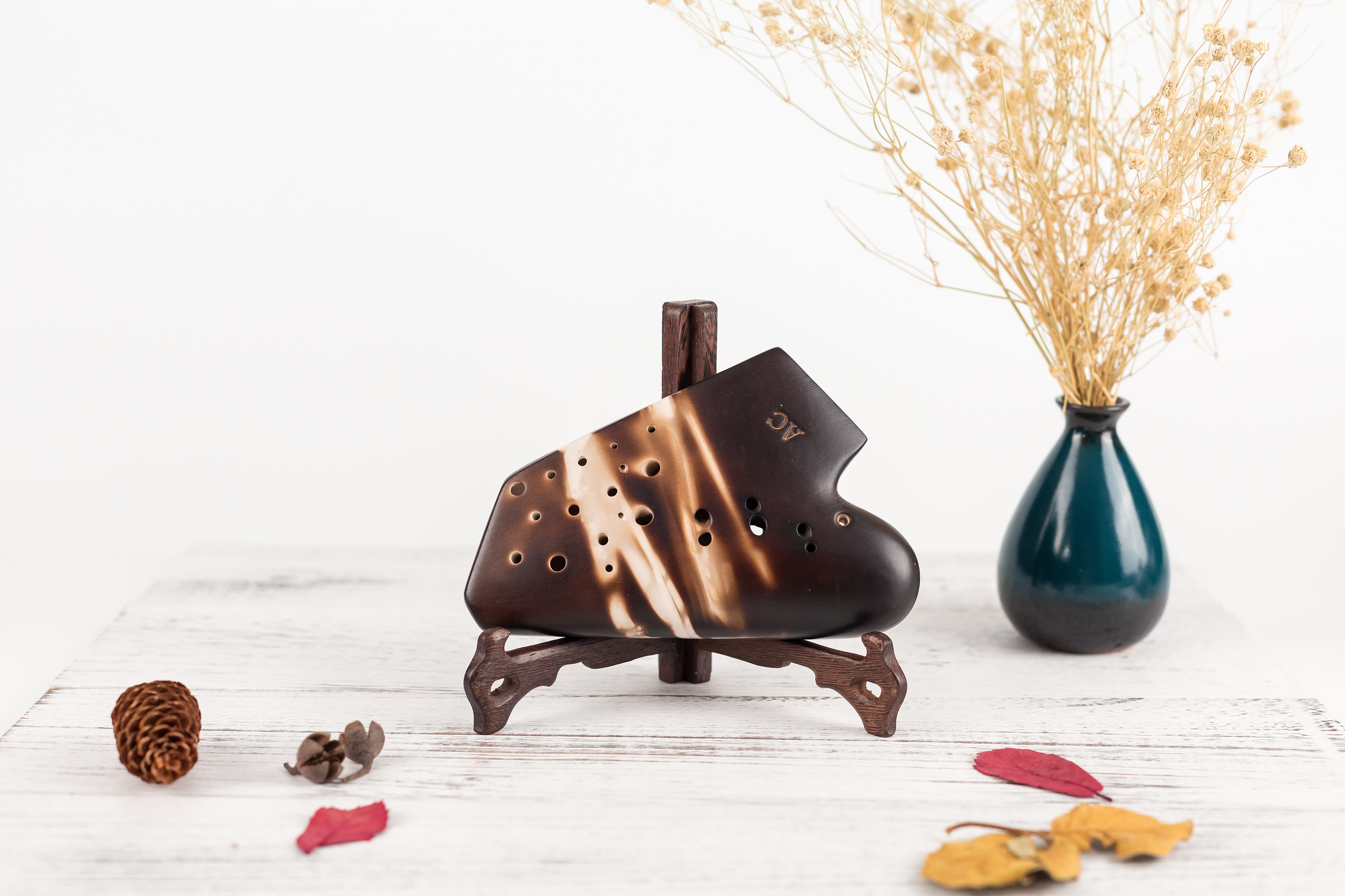 Zilei Ocarina New Utility Model Chinese Triple-Chambered Ocarina AC, Bisque-fired /Lacquer Craft, Professional Performance Grade