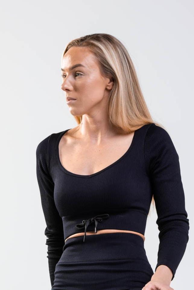 LONG SLEEVE RIBBED TOP | BLACK