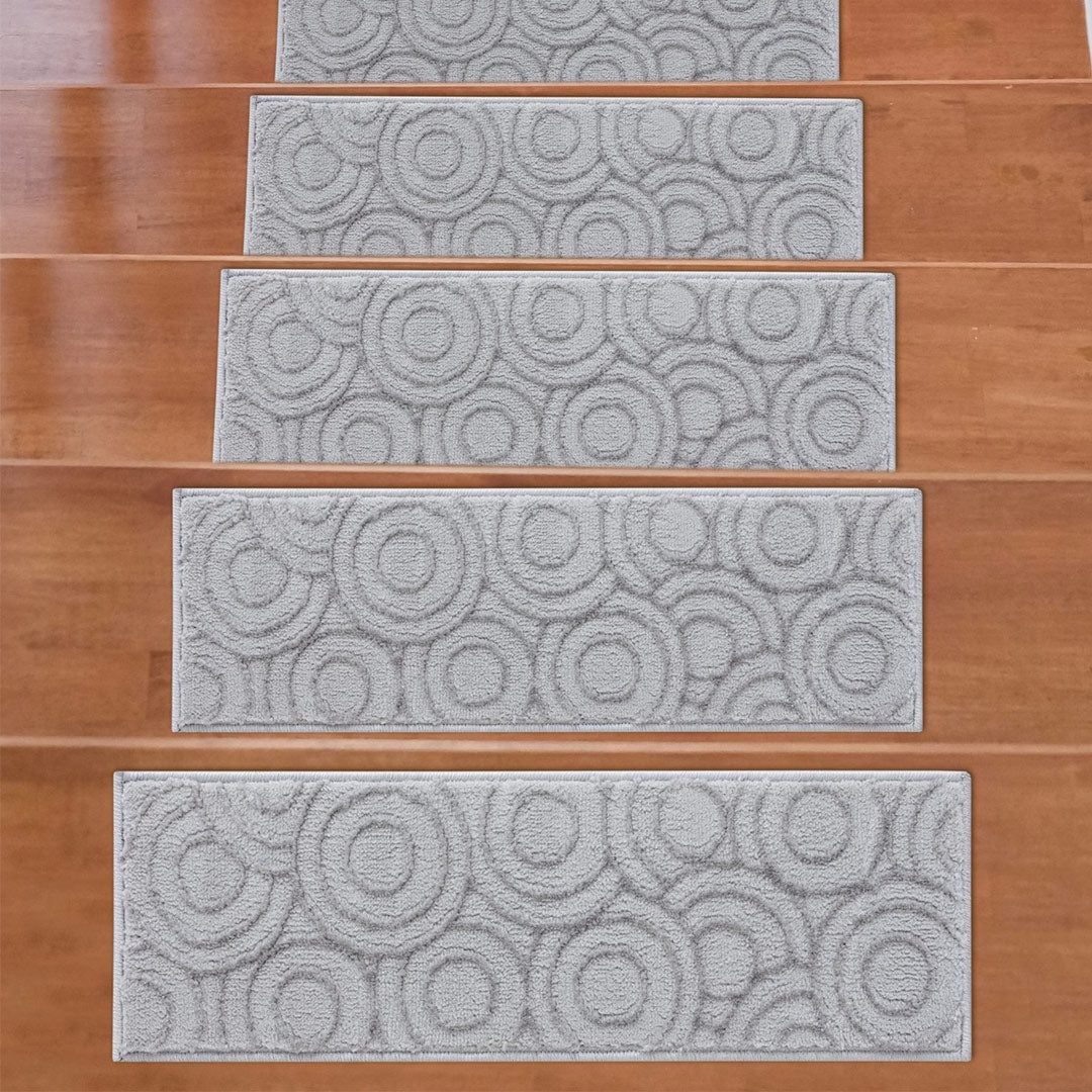 Valencia Dark Gray Circles Non-Slip Stair Treads Rug