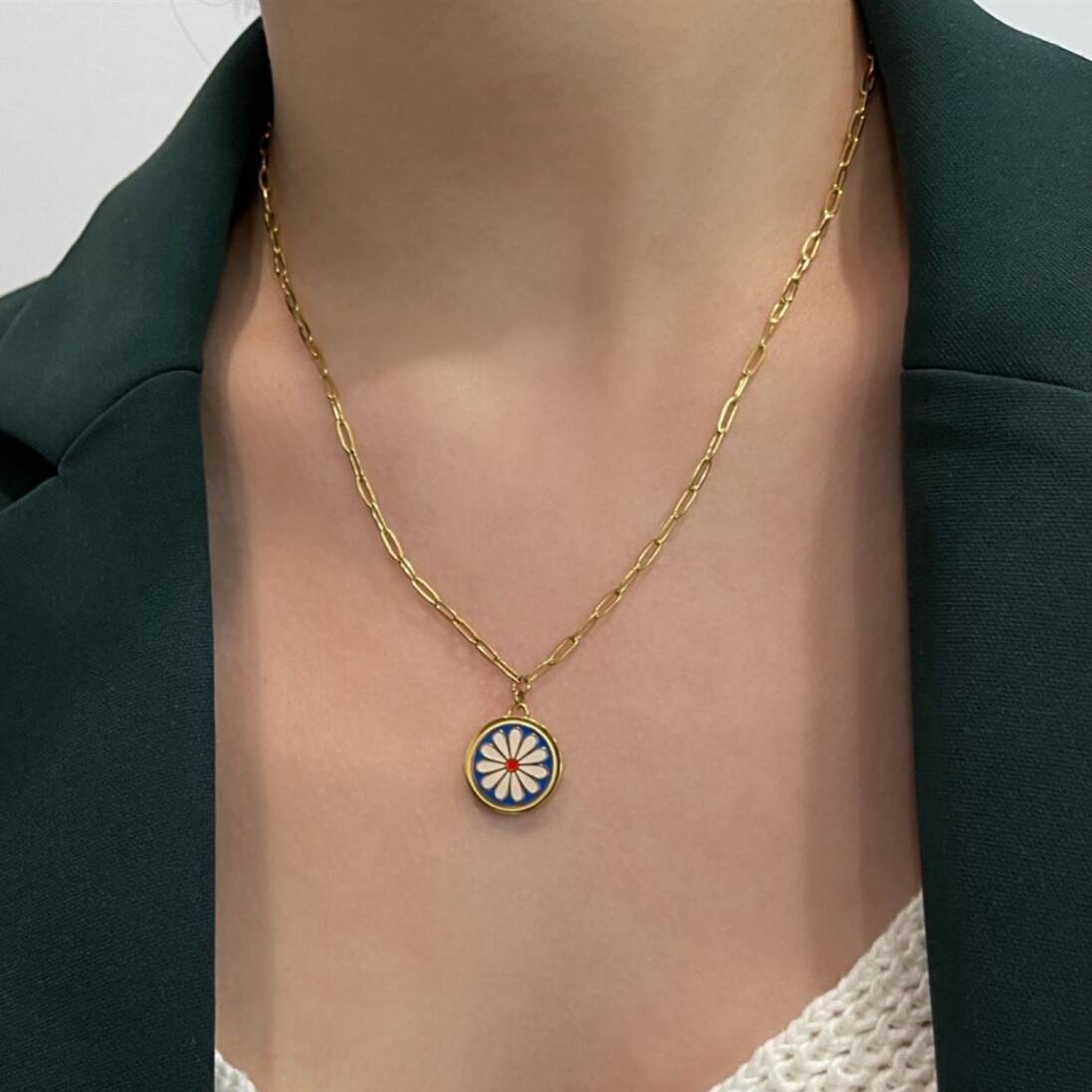 Custom Pet Face Daisy Necklace™