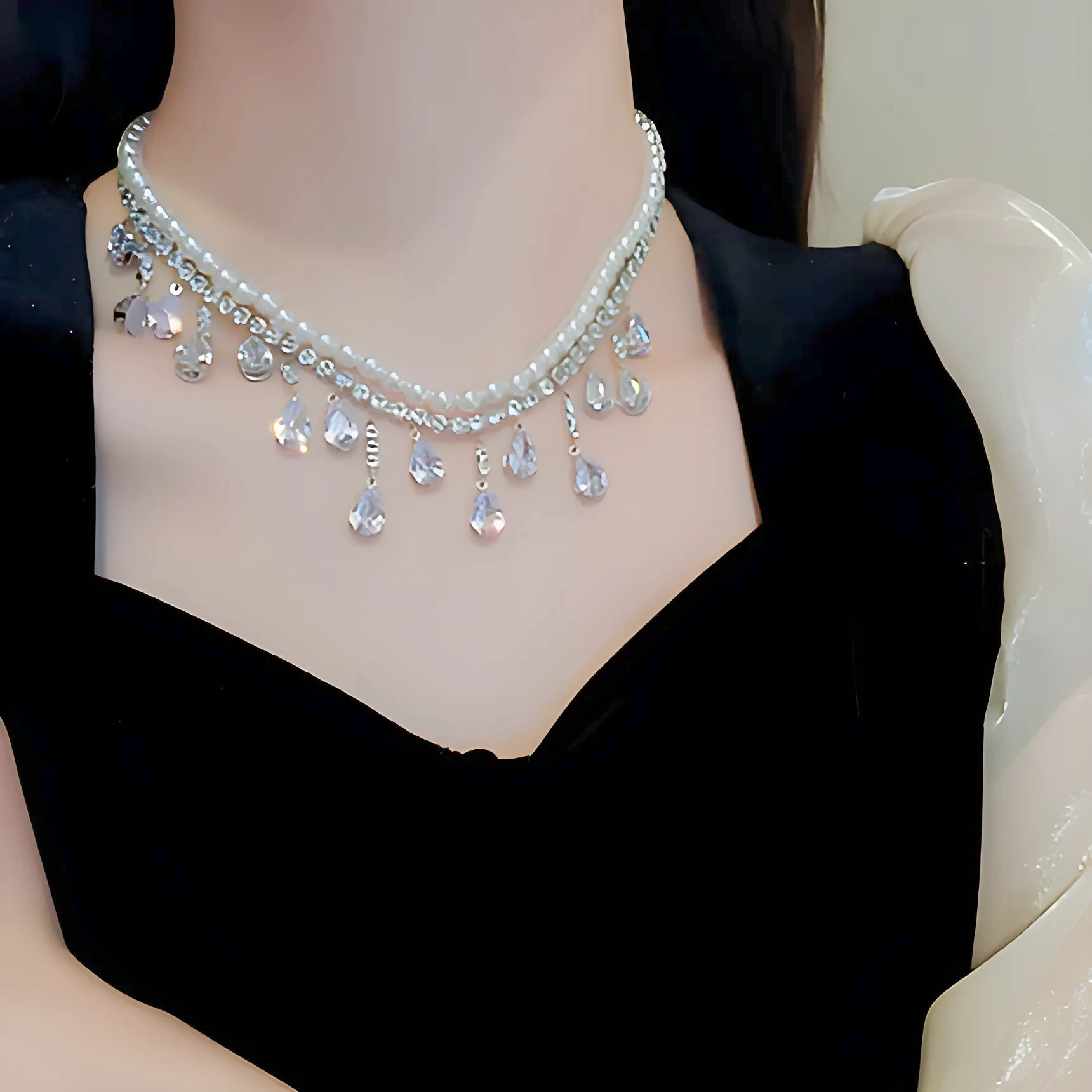 Luxury Pearl Tassel Crystal Necklace