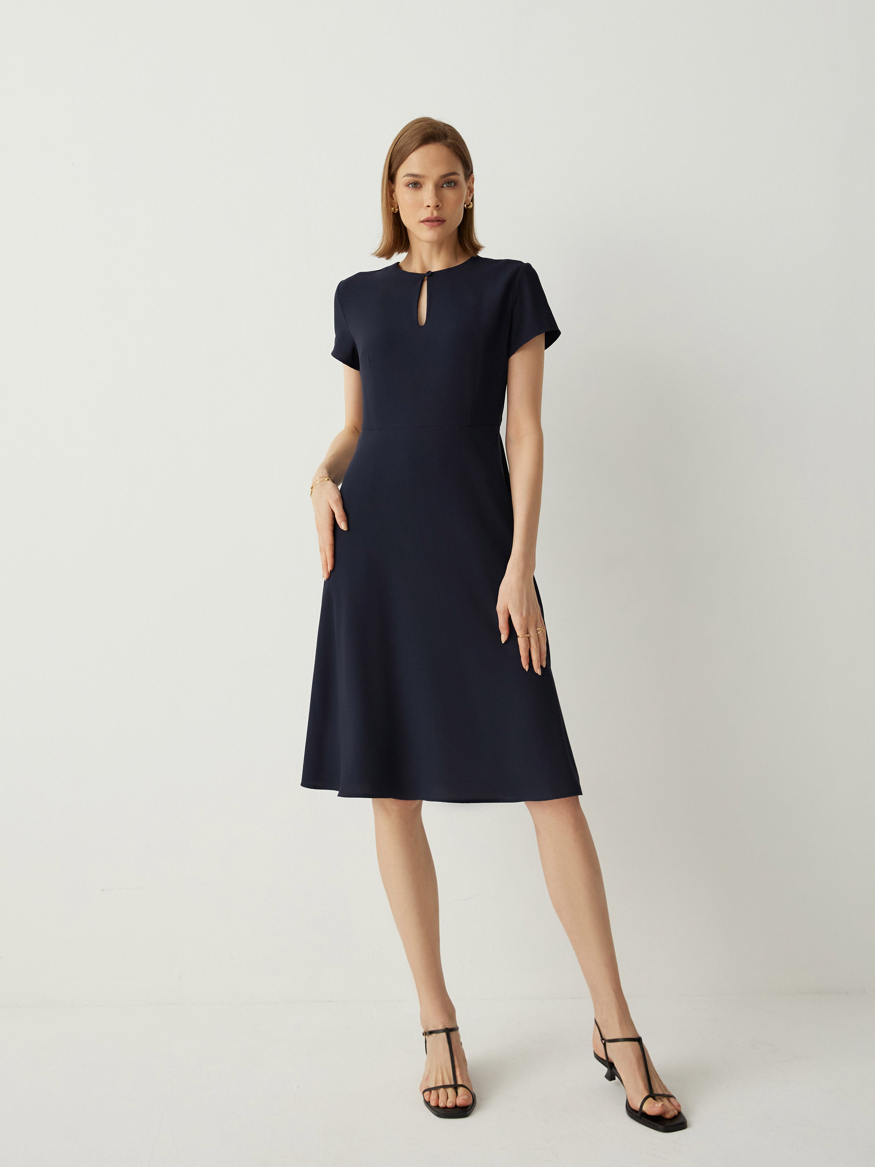 Keyhole Neck Short Sleeves A-Line Midi Dress