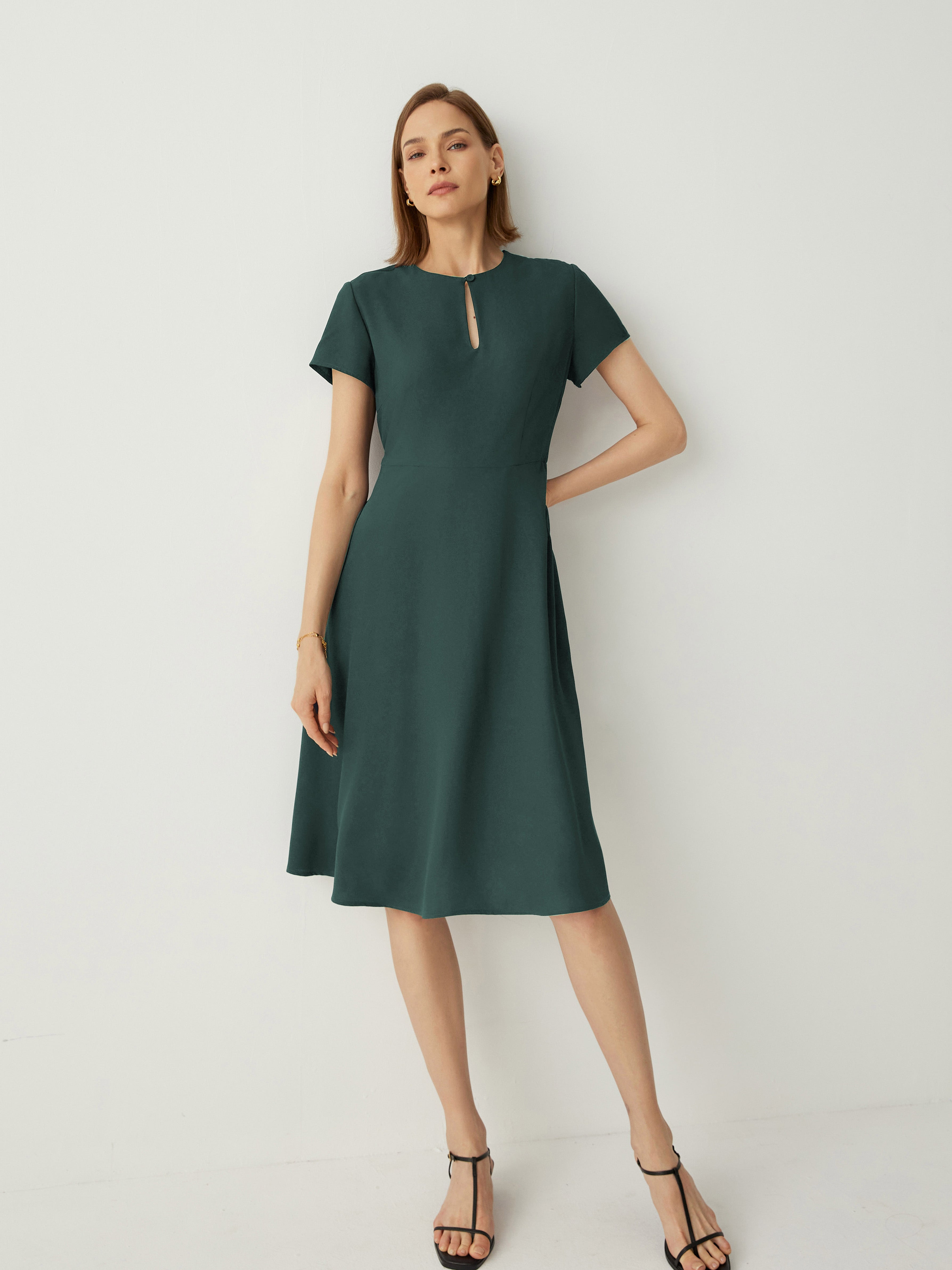 Keyhole Neck Short Sleeves A-Line Midi Dress