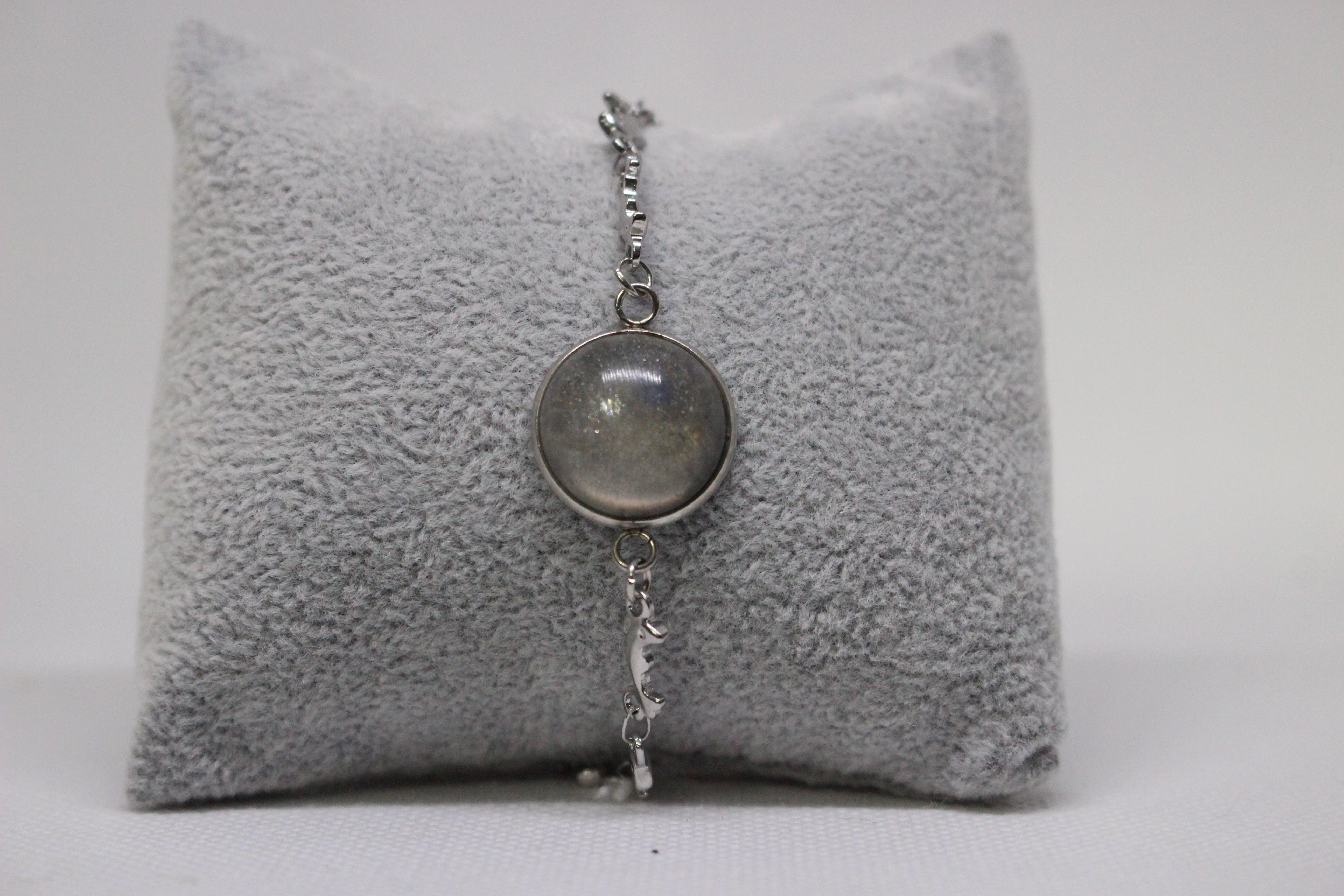 Silver resin stone bracelet (2222)