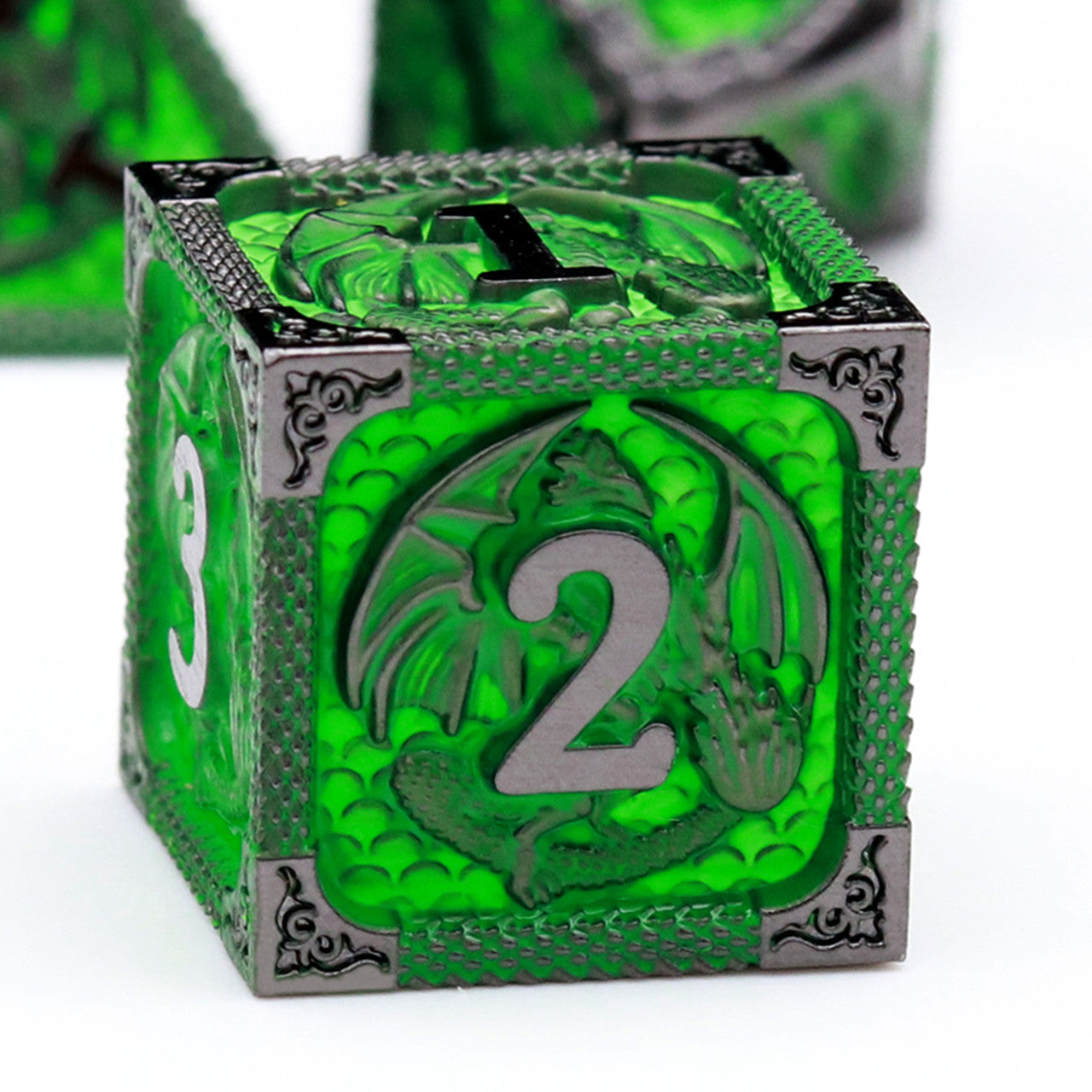 Haxtec Fire-breathing Dragon Pattern Black Matt Green Metal DND Dice Set With Leather Dice Bag for Dungoens and Dragons RPG Gifts