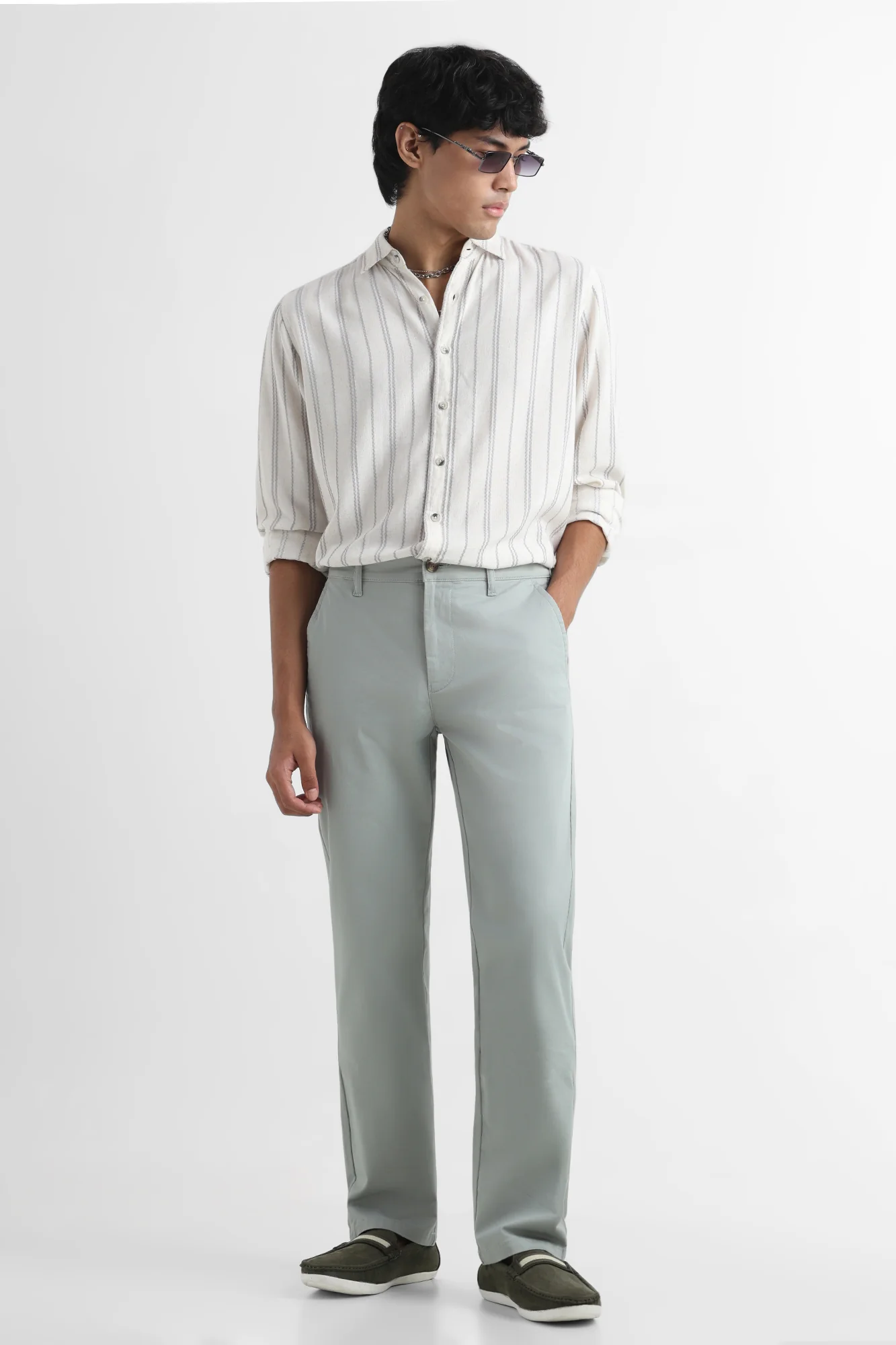 Slim Straight Stretch Chinos