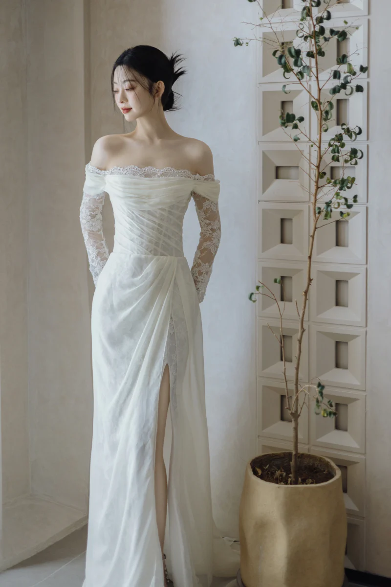 One Shoulder Light Wedding Dress  French Style Slim Small Tail Lace Simple  Bride