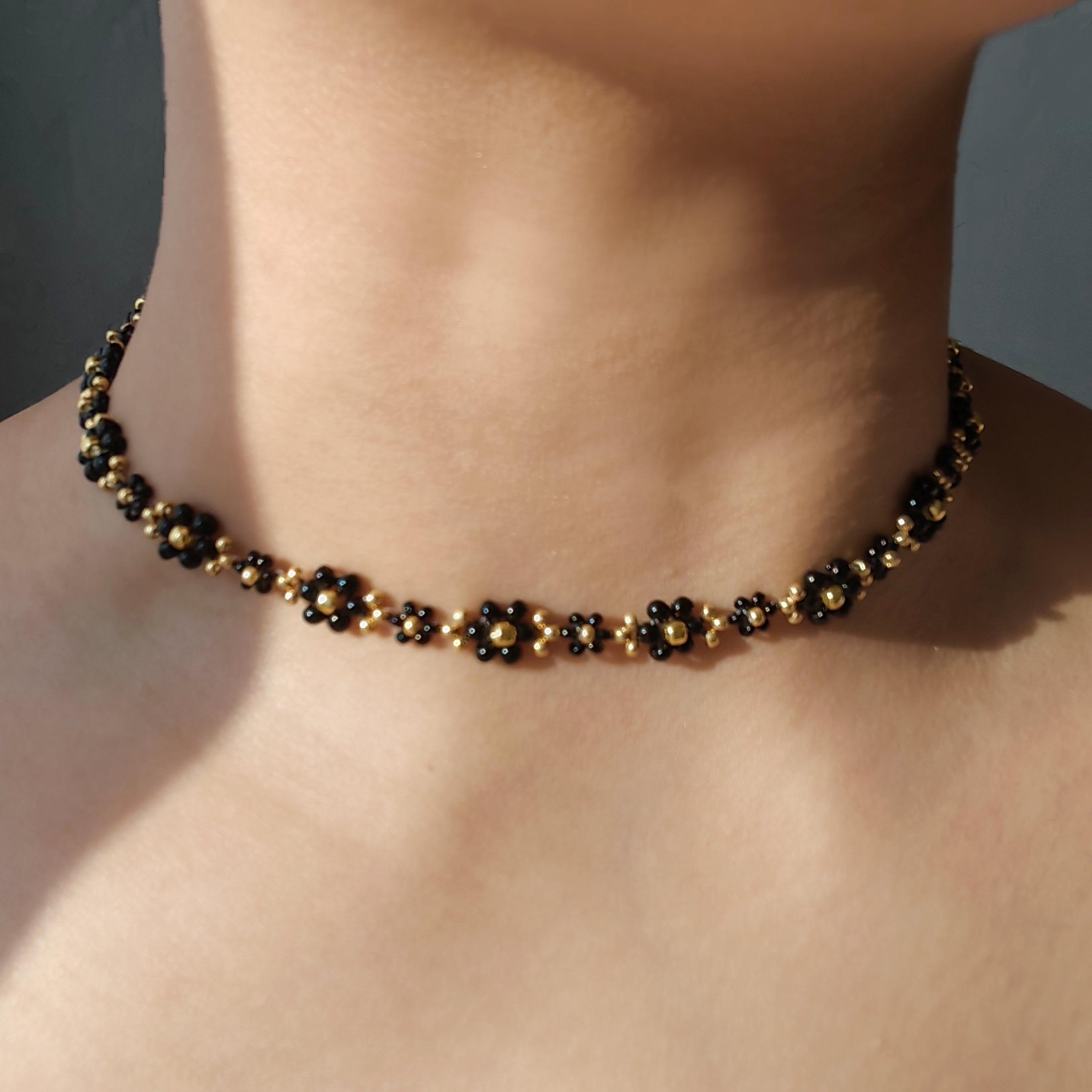 Black Daisy Necklace