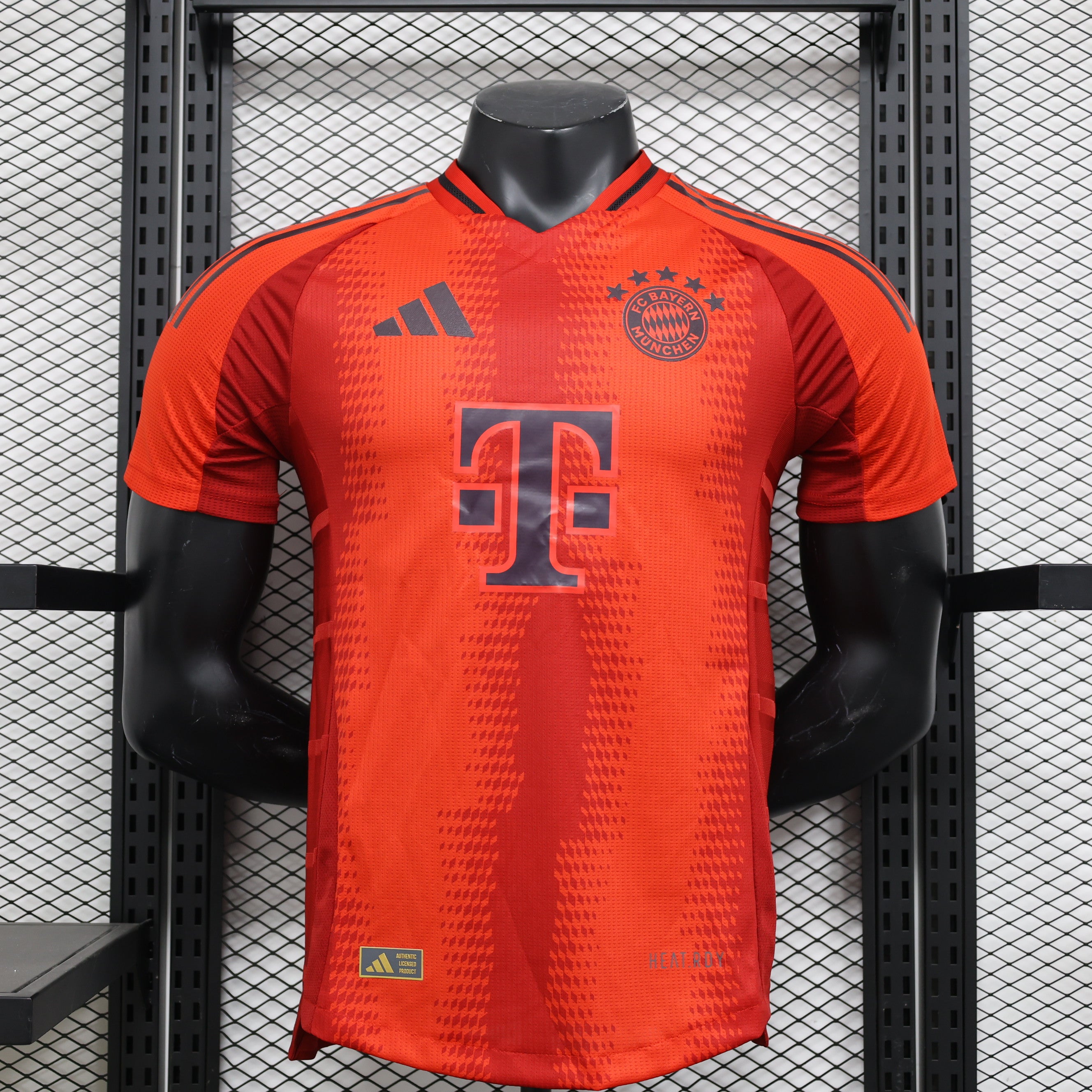 2024/25 Bayern Munich Home Football Shirt