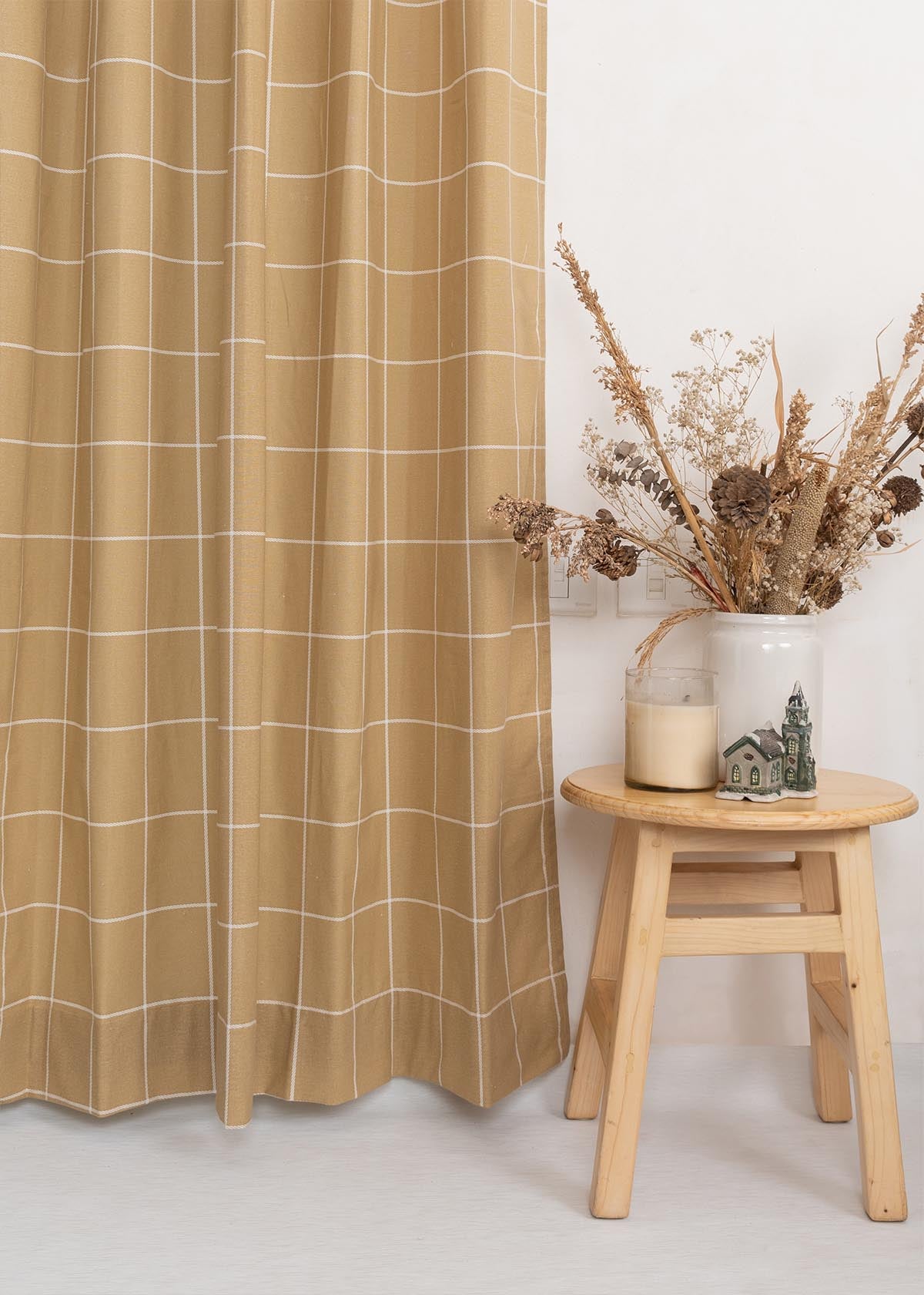 Cabin Checks Printed Cotton Curtain - Brown