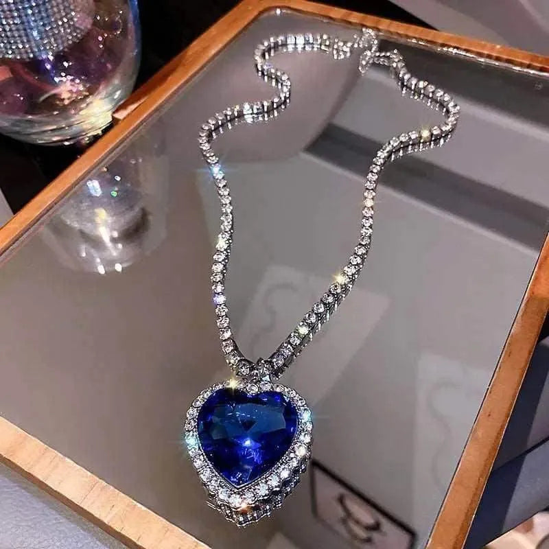 Titanic Heart of The Ocean Sapphire Crystal Necklace Silver Plated (Replica)