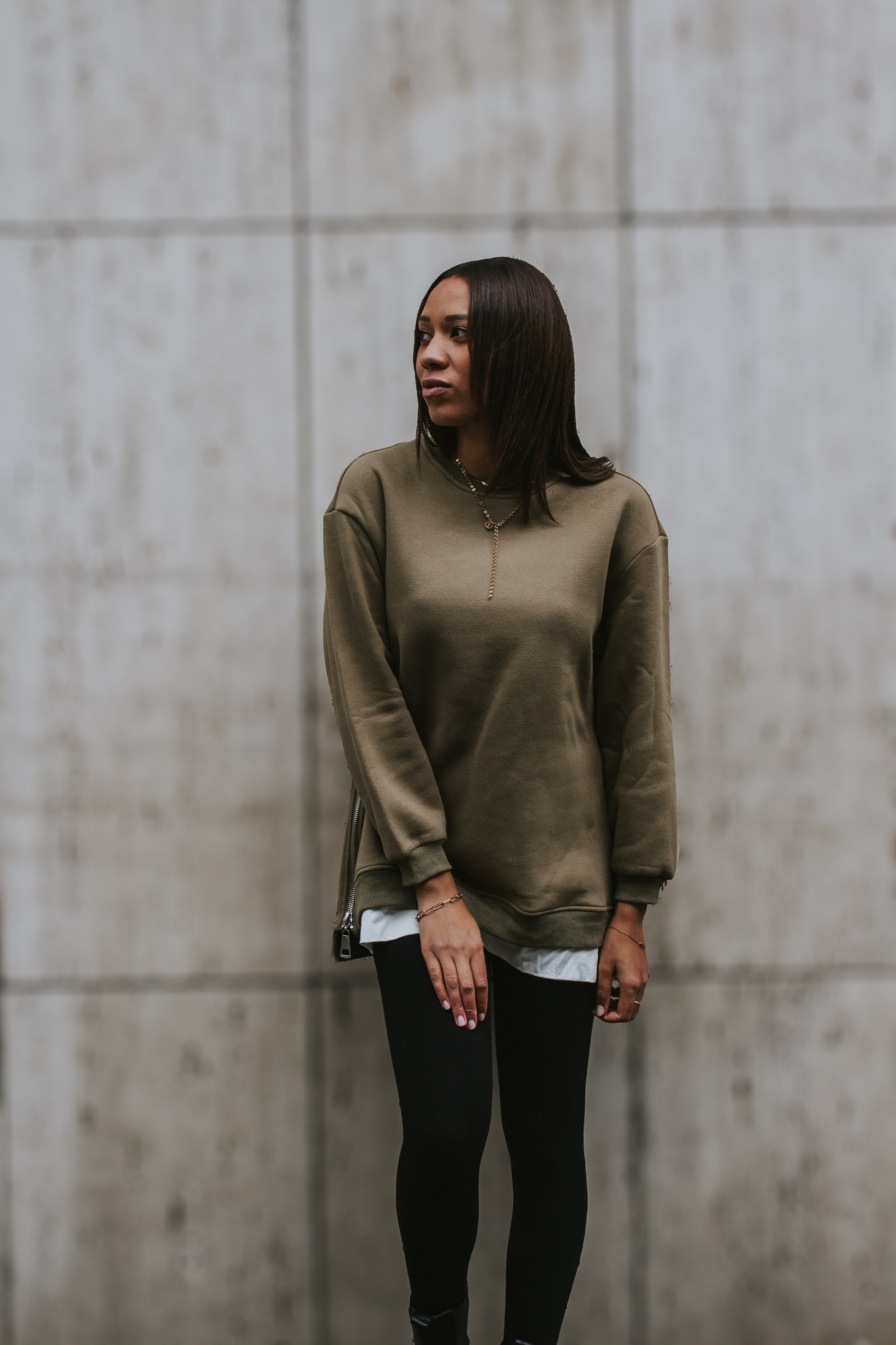 Long Sweater olive