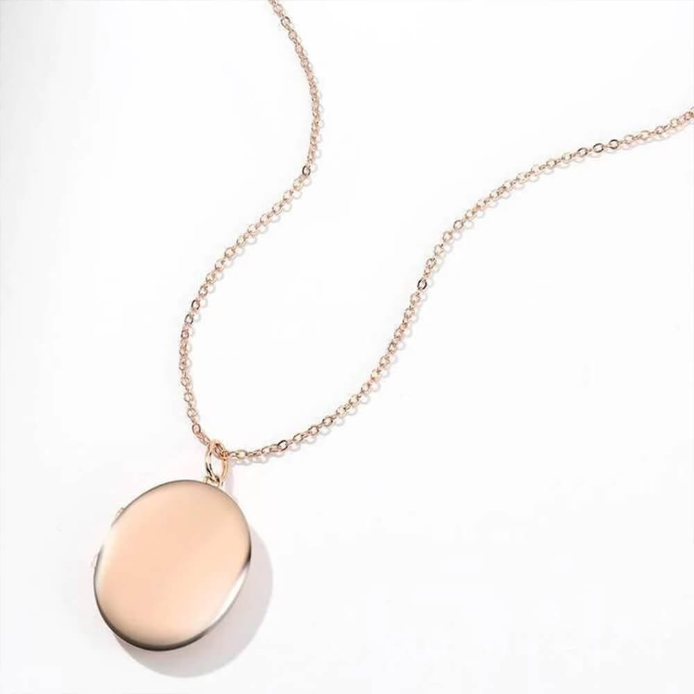 Oval Photo Locket Necklace With Engraving Gold Plated