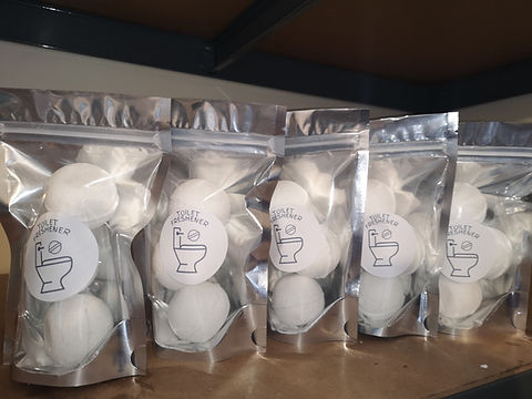 Toilet / Mop Bombs - Savage