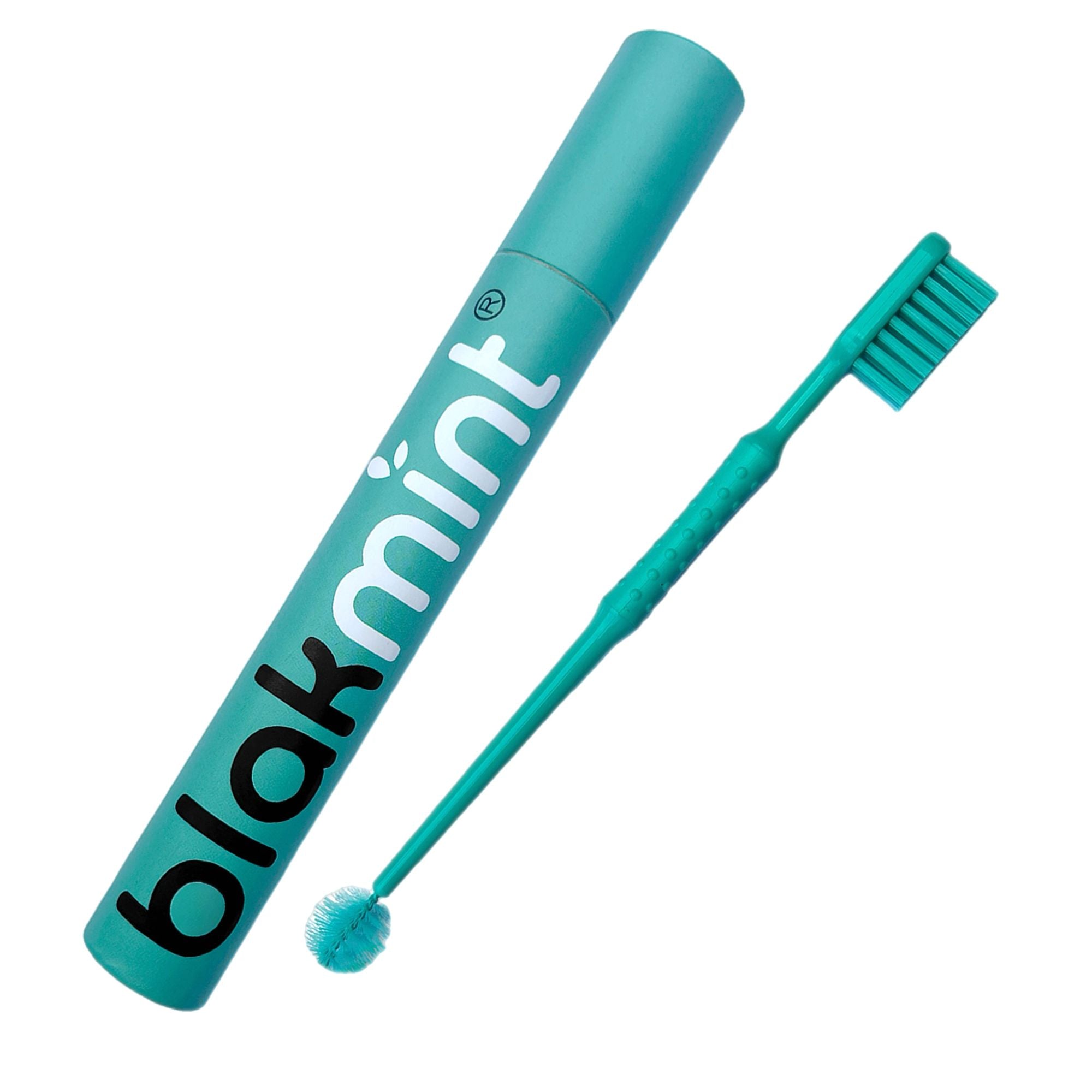 Aligner cleaning brush