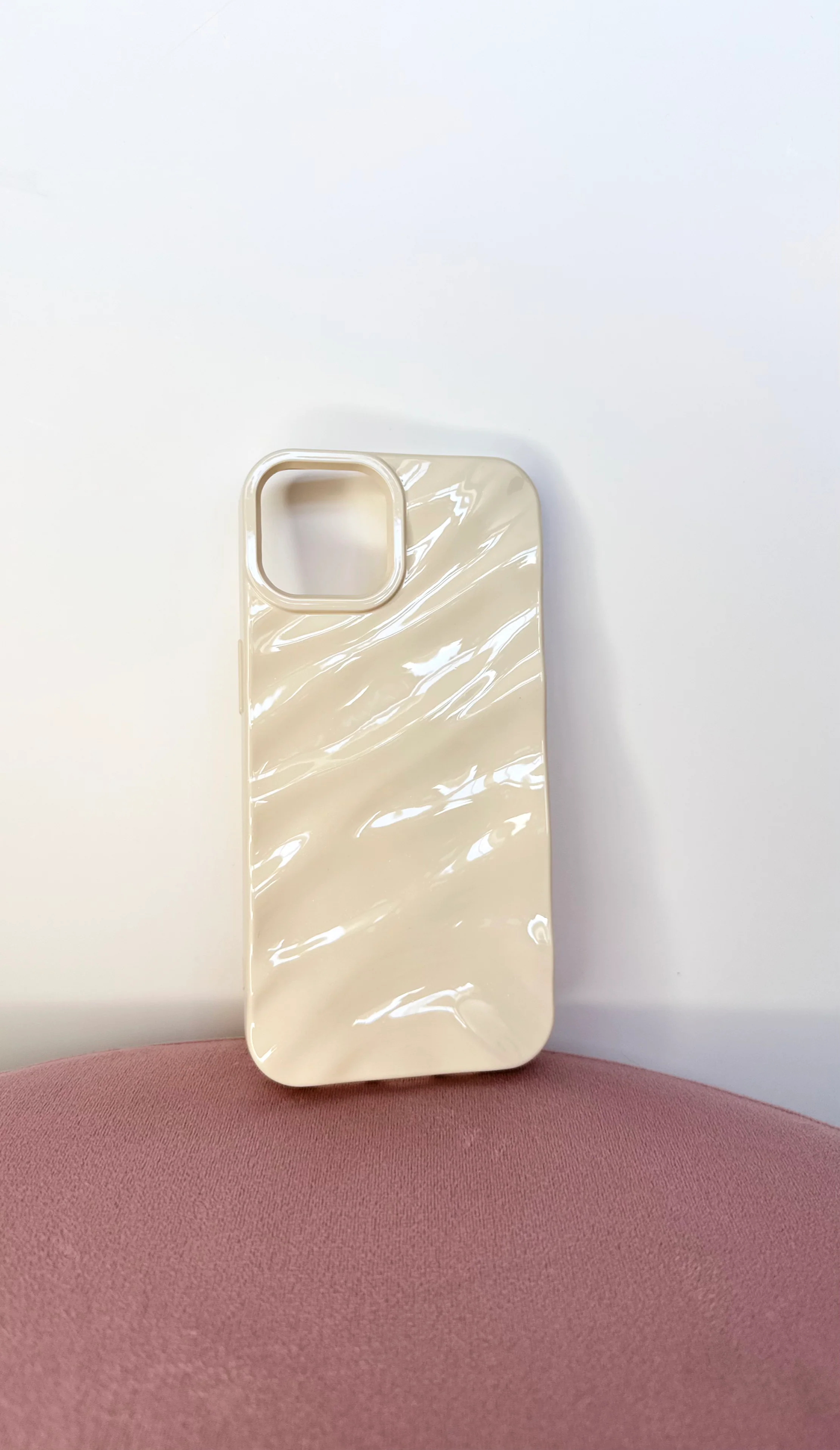 Rippling Wave Cream Phone Case