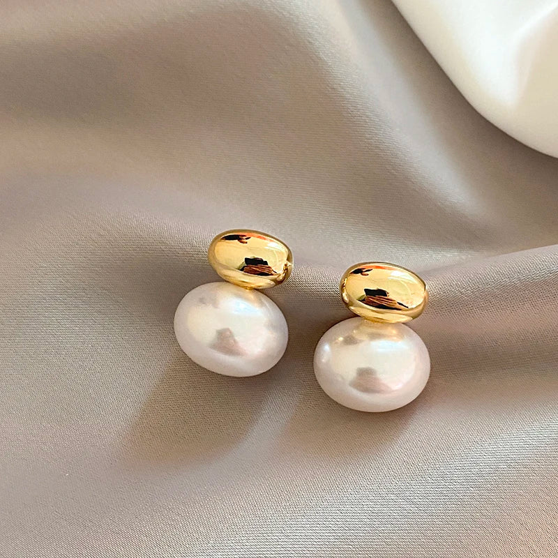 New French Elegant Gold Colour earring