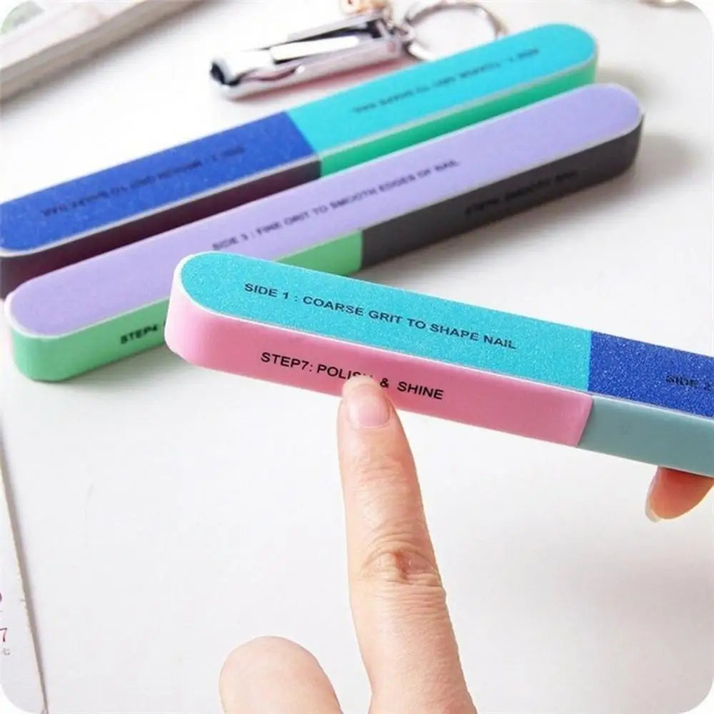 "Obtenez des ongles impeccables avec notre bloc polisseur de vernis à ongles"